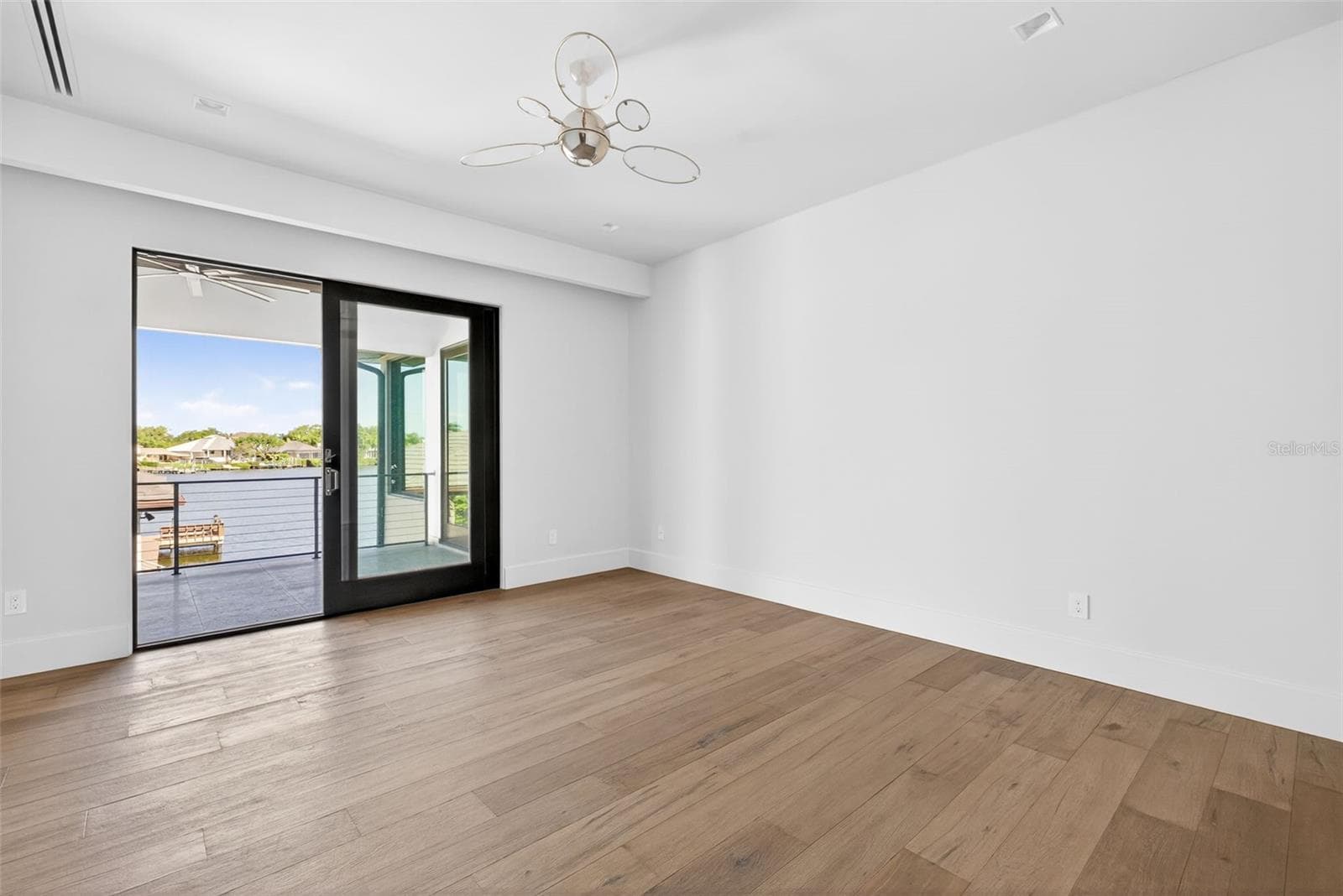 Single Family Residence at 460 COFFEE POT RIVIERA NE, ST PETERSBURG, photo 45 of 73