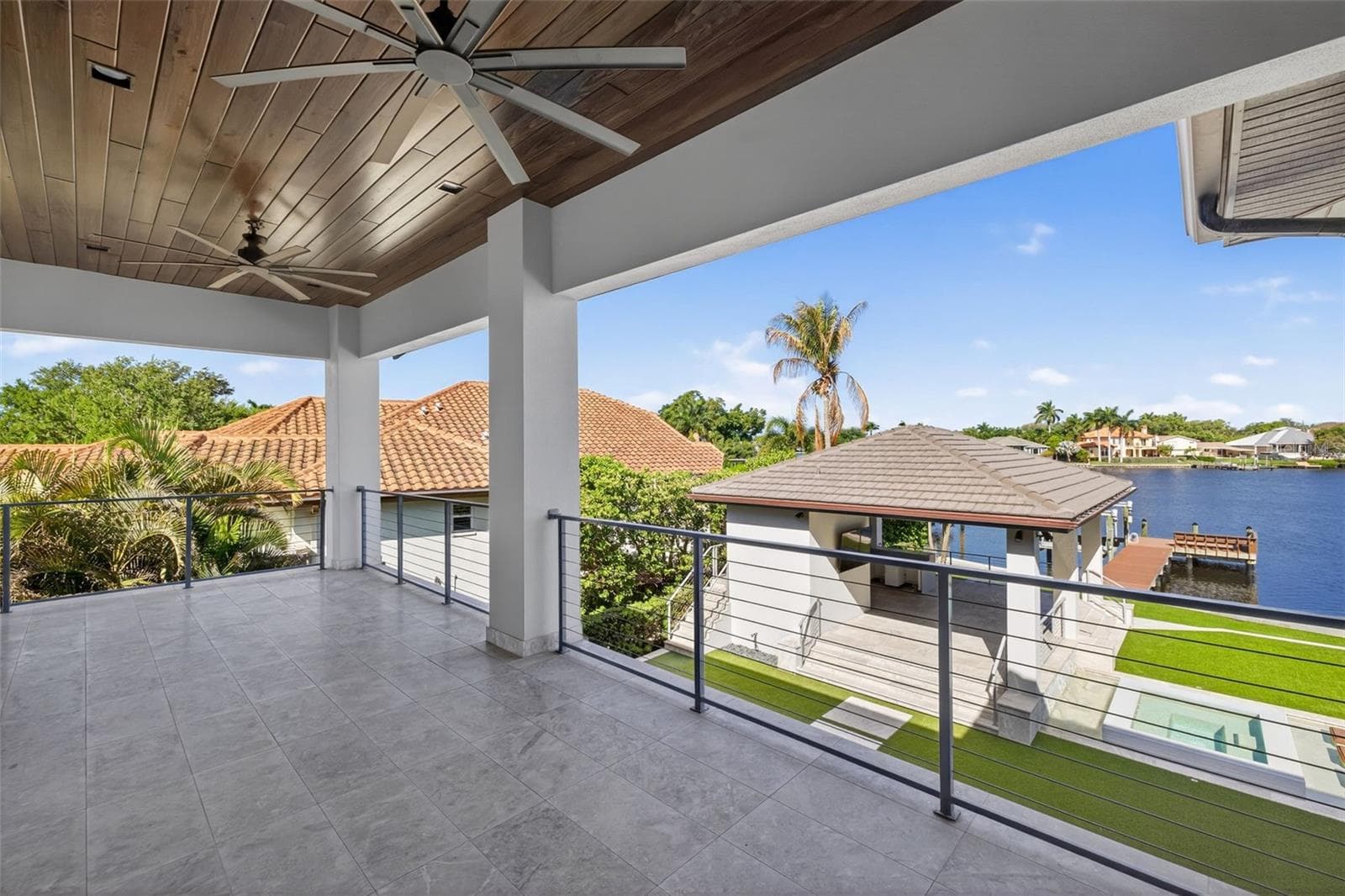 Single Family Residence at 460 COFFEE POT RIVIERA NE, ST PETERSBURG, photo 46 of 73