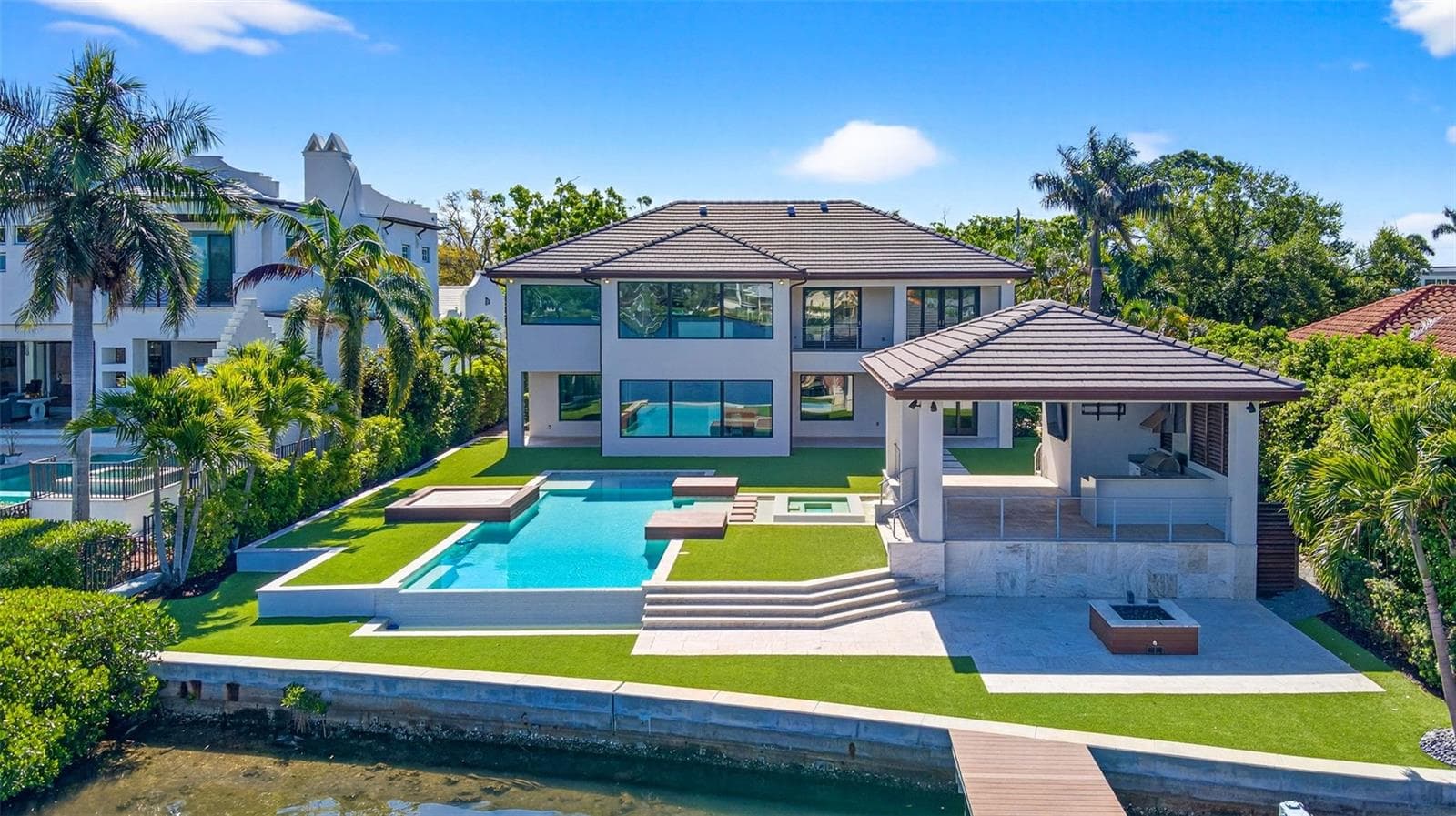 Single Family Residence at 460 COFFEE POT RIVIERA NE, ST PETERSBURG, photo 62 of 73