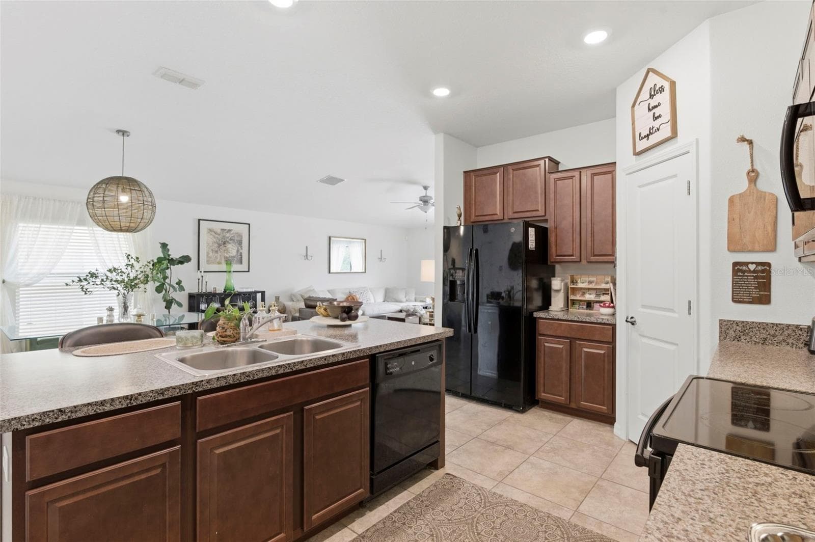 Single Family Residence at 12611 LEMON PEPPER DR, RIVERVIEW, photo 10 of 30