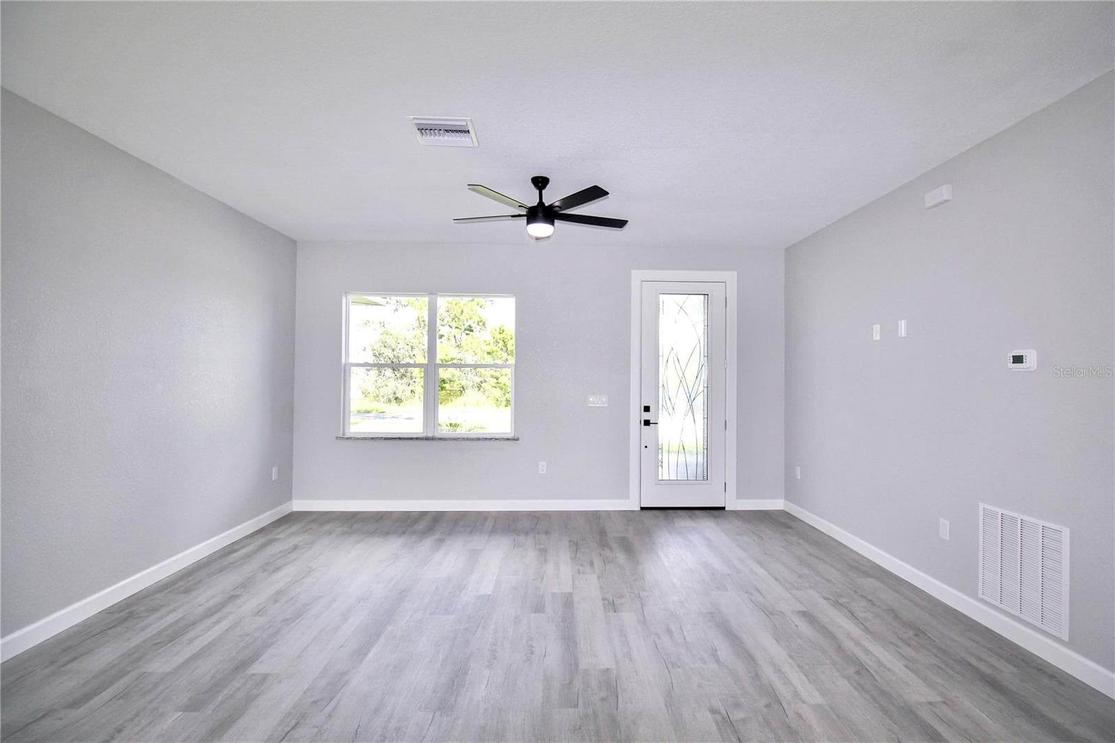 Single Family Residence at 4631 MIGNON DR, SEBRING, photo 9 of 33