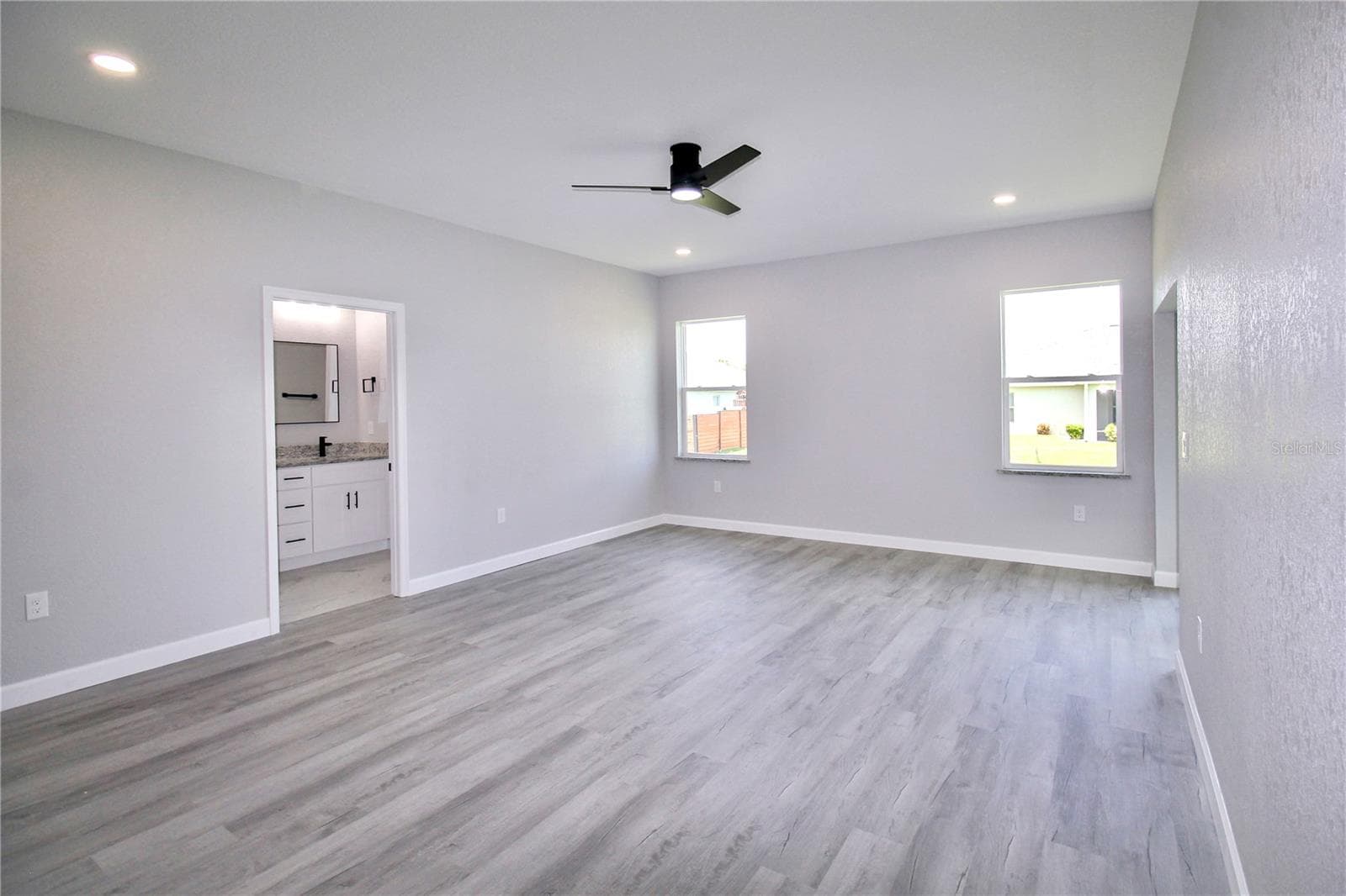 Single Family Residence at 4631 MIGNON DR, SEBRING, photo 16 of 33