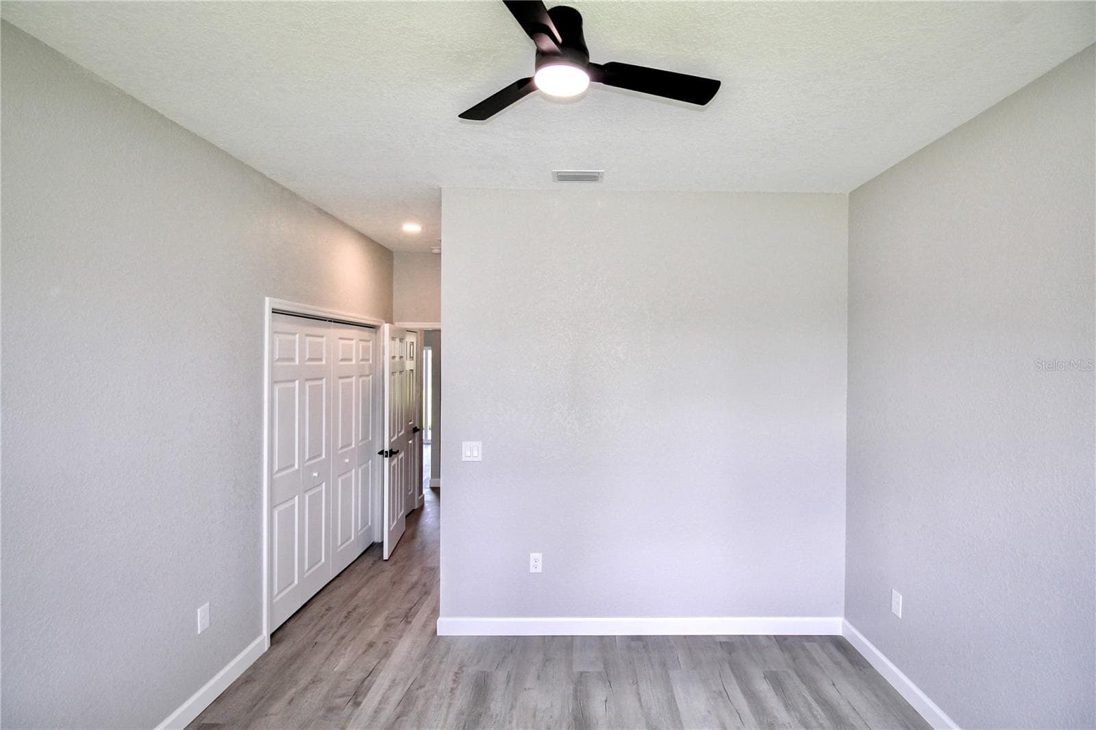 Single Family Residence at 4631 MIGNON DR, SEBRING, photo 24 of 33