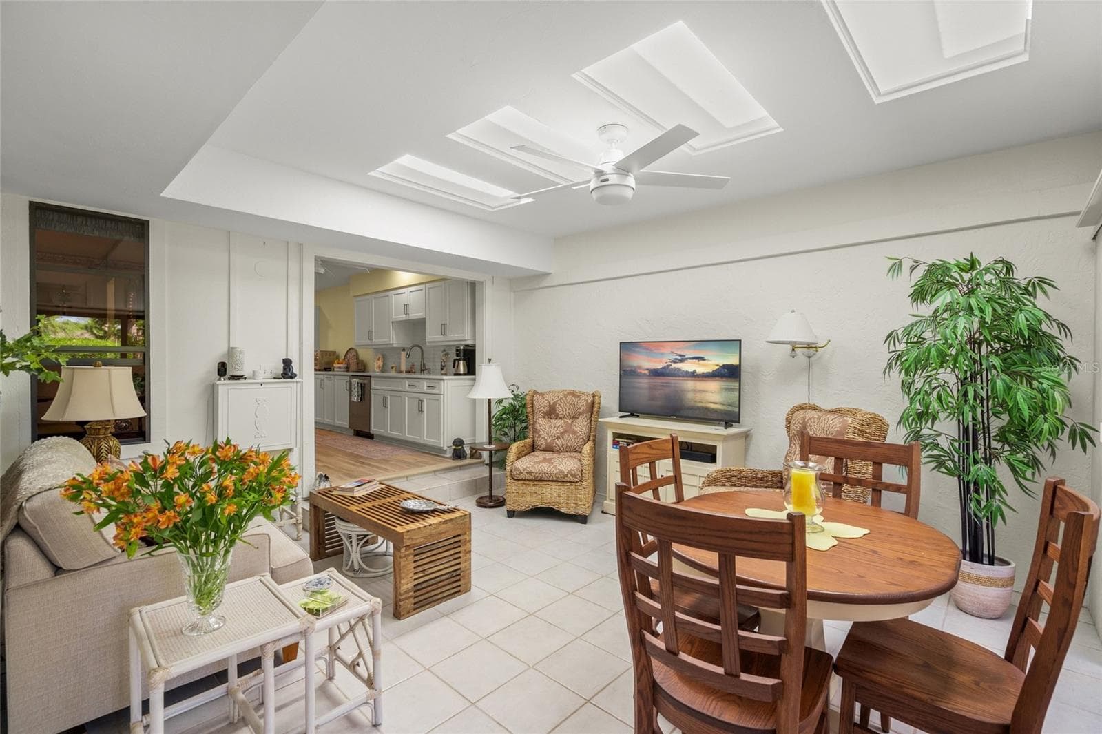 Villa at 4688 OAK HOLLOW DR #25, SARASOTA, photo 21 of 41