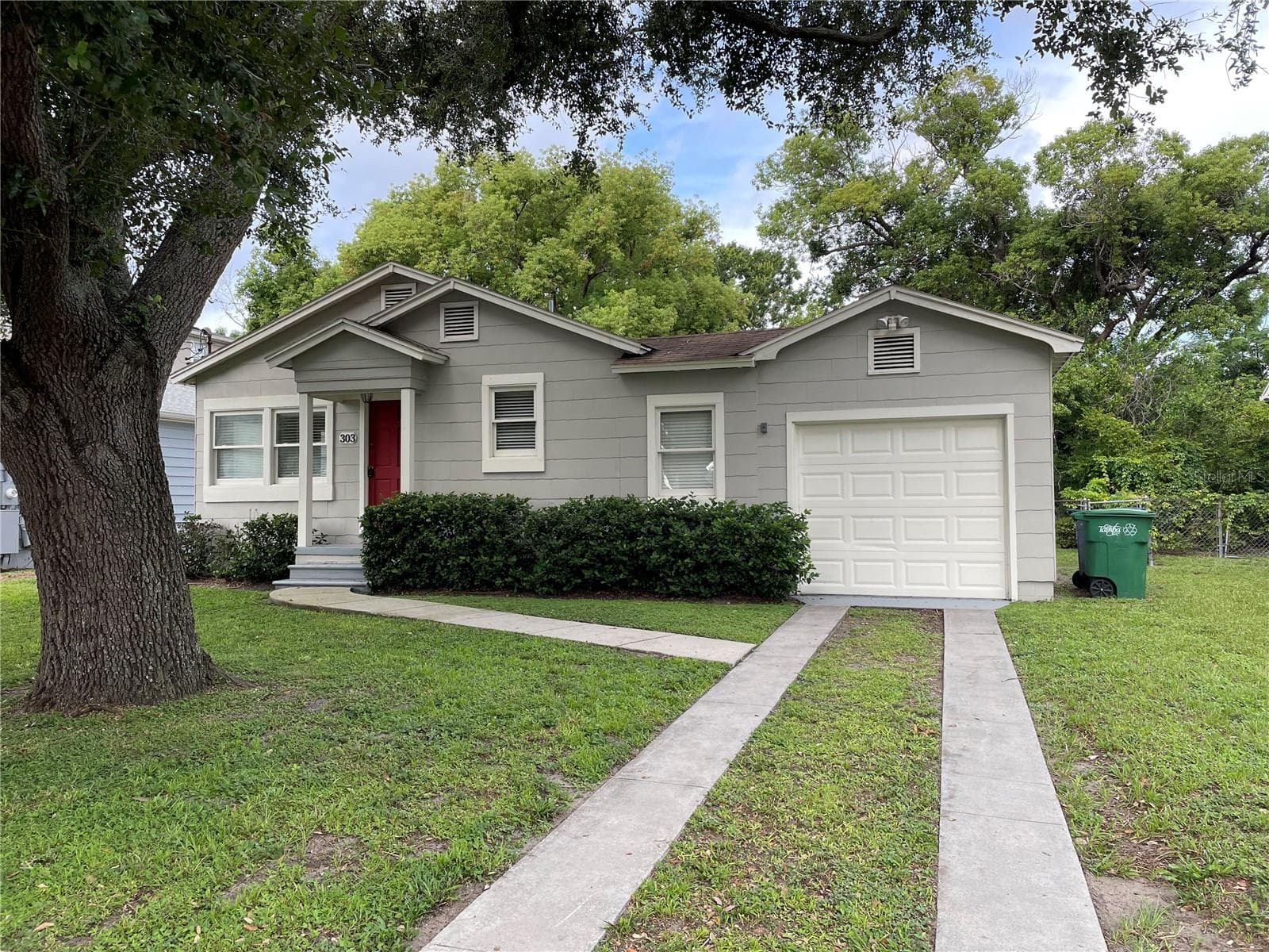 Single Family Residence at 303 S AUDUBON AVE, TAMPA, photo 2 of 26