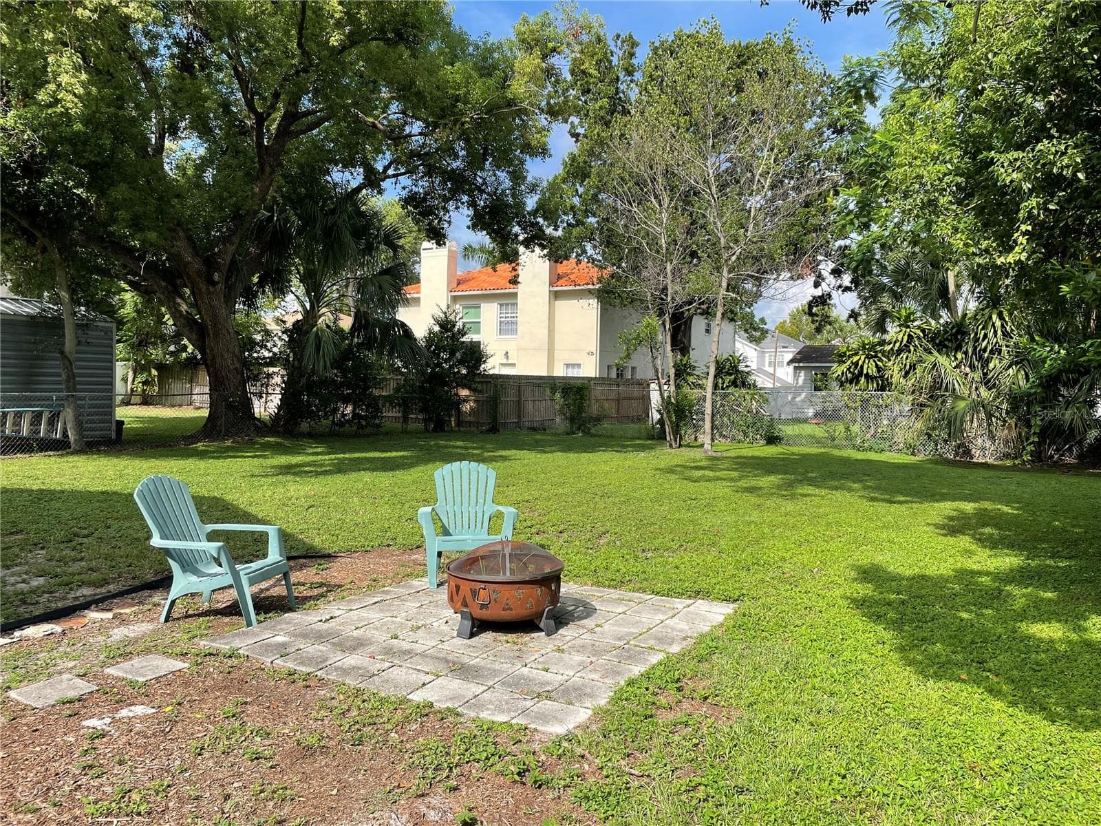 Single Family Residence at 303 S AUDUBON AVE, TAMPA, photo 3 of 26