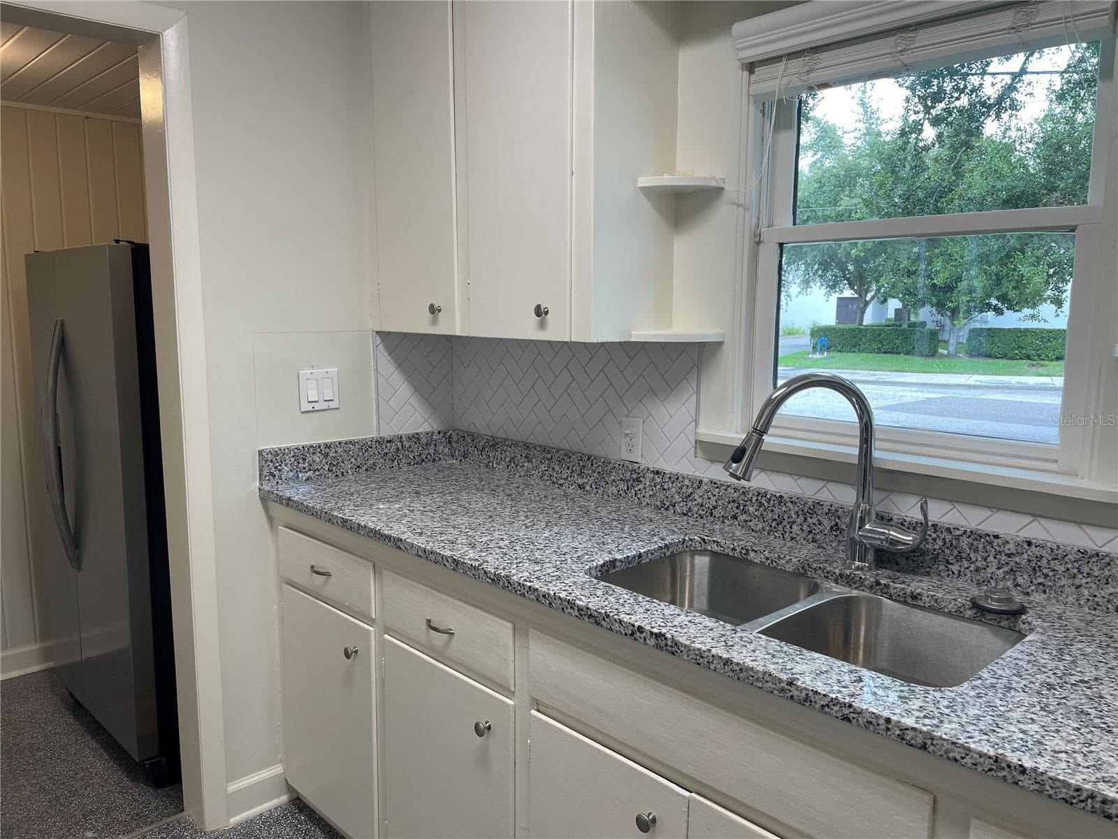 Single Family Residence at 303 S AUDUBON AVE, TAMPA, photo 13 of 26
