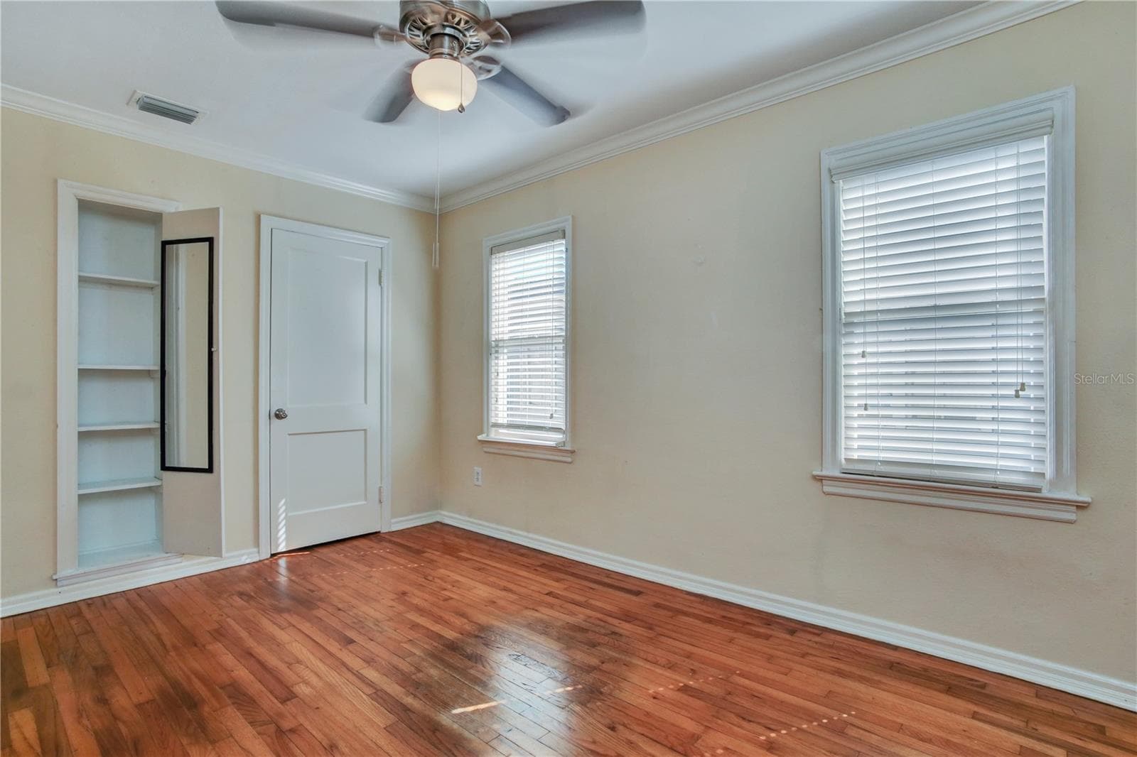 Single Family Residence at 303 S AUDUBON AVE, TAMPA, photo 16 of 26