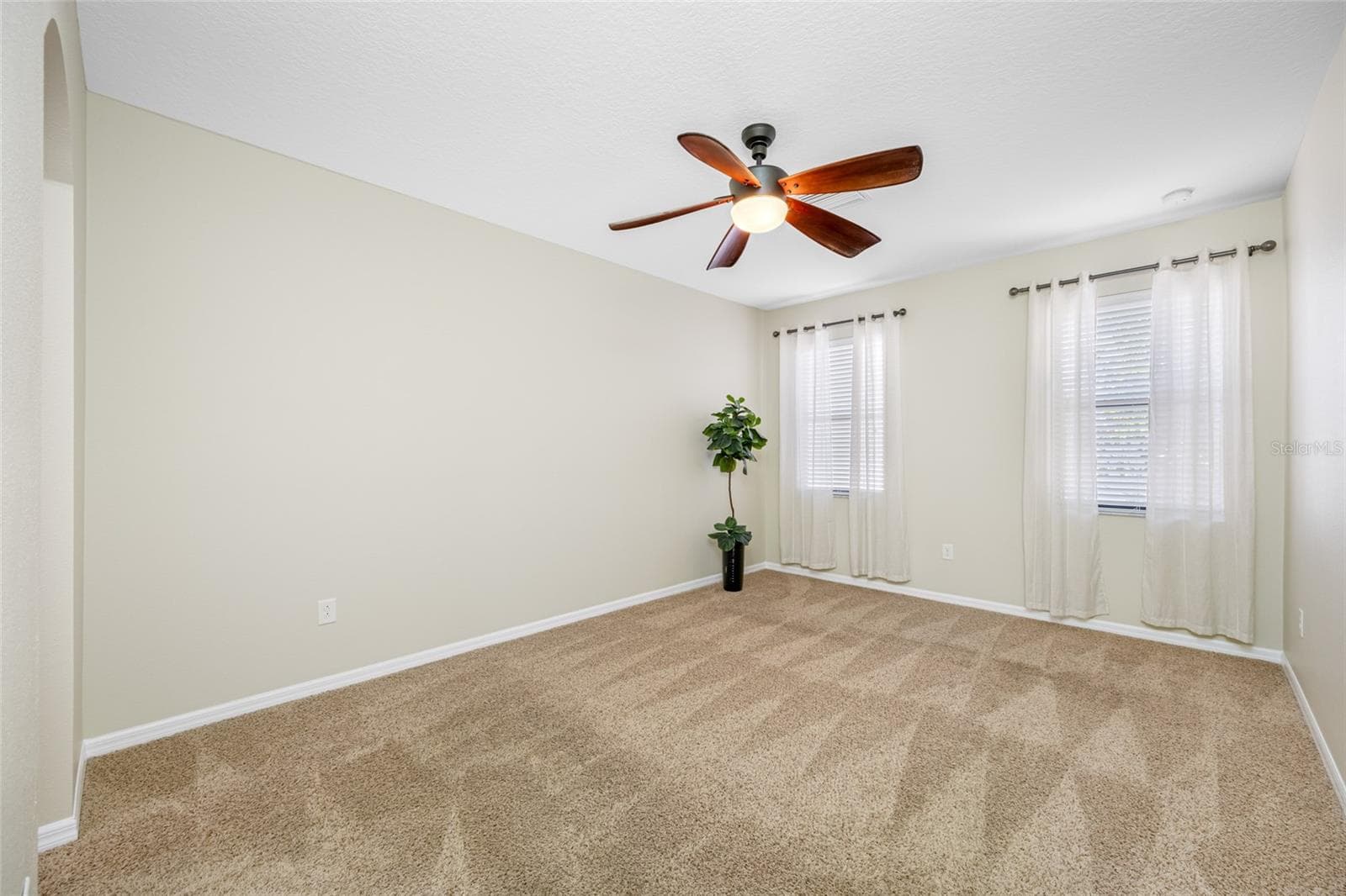 Primary Bedroom! - 2527 SILVERBACK CT, PALM HARBOR