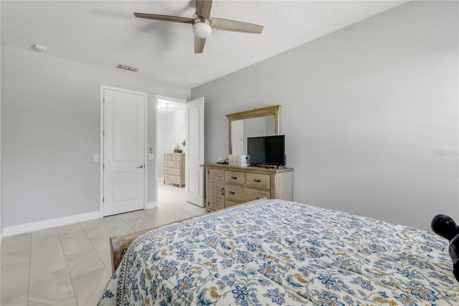 Single Family Residence at 3029 ISOLA BELLA BLVD, MOUNT DORA, photo 49 of 88