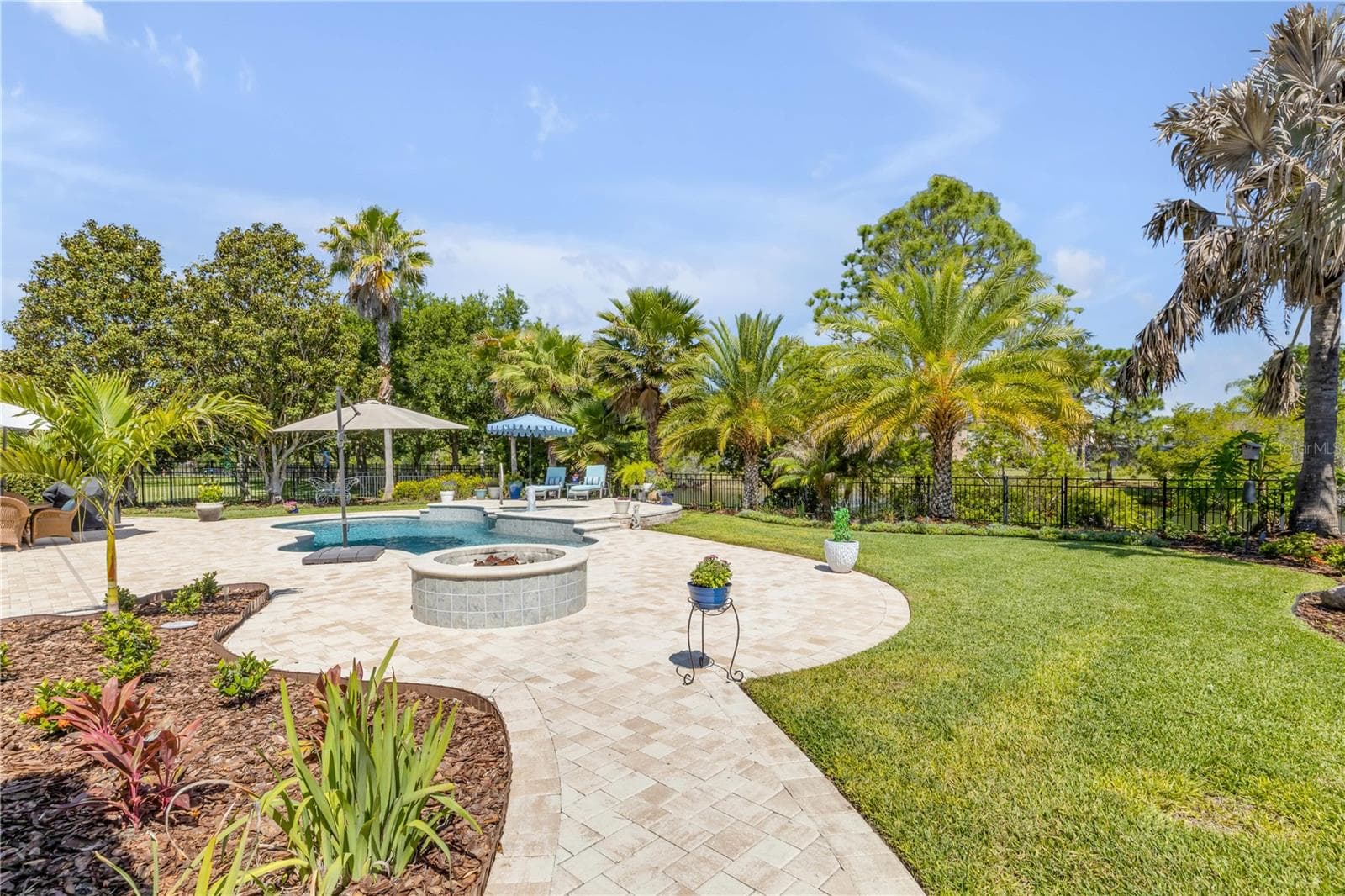 Single Family Residence at 3029 ISOLA BELLA BLVD, MOUNT DORA, photo 64 of 88