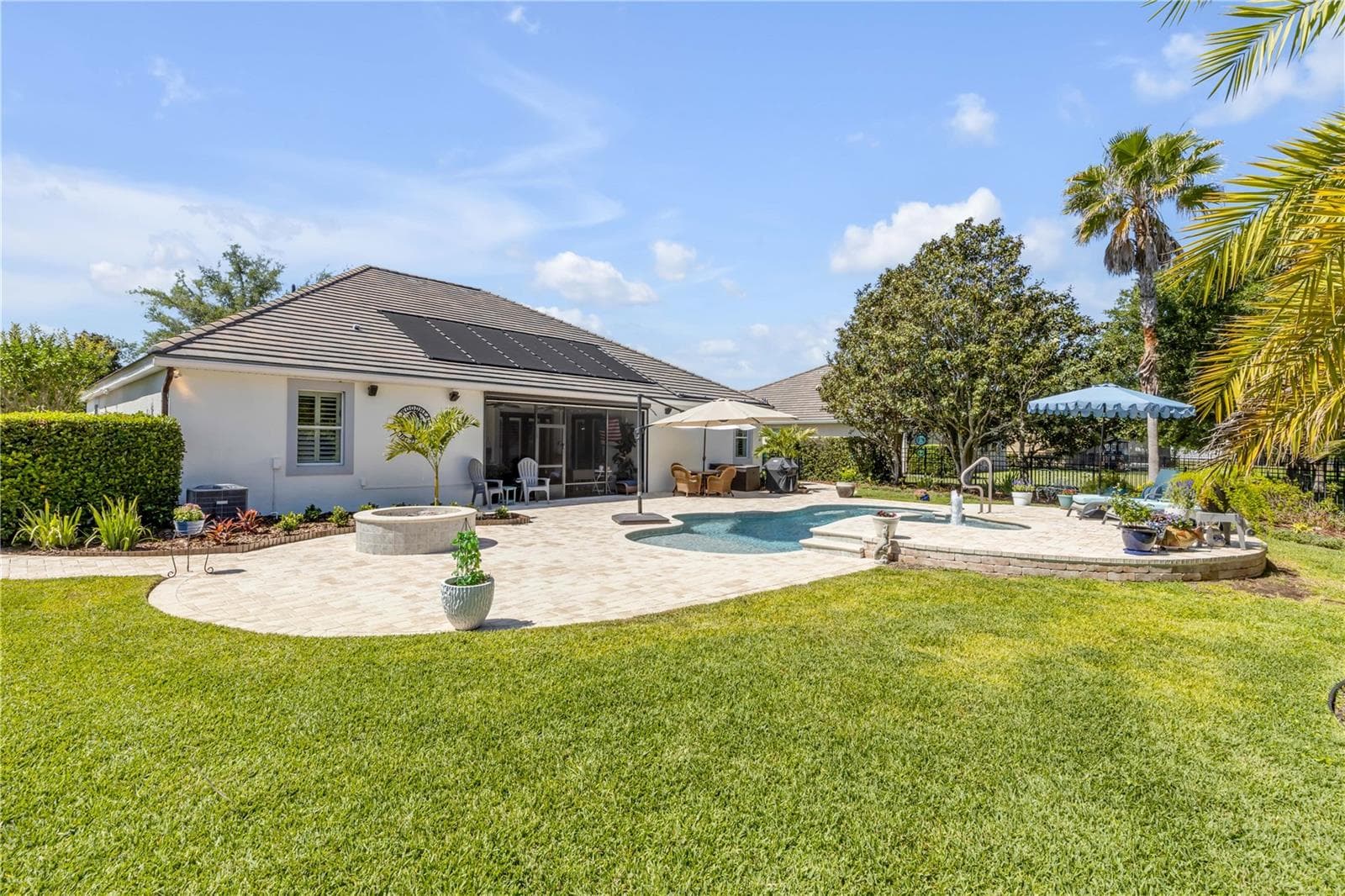 Single Family Residence at 3029 ISOLA BELLA BLVD, MOUNT DORA, photo 65 of 88