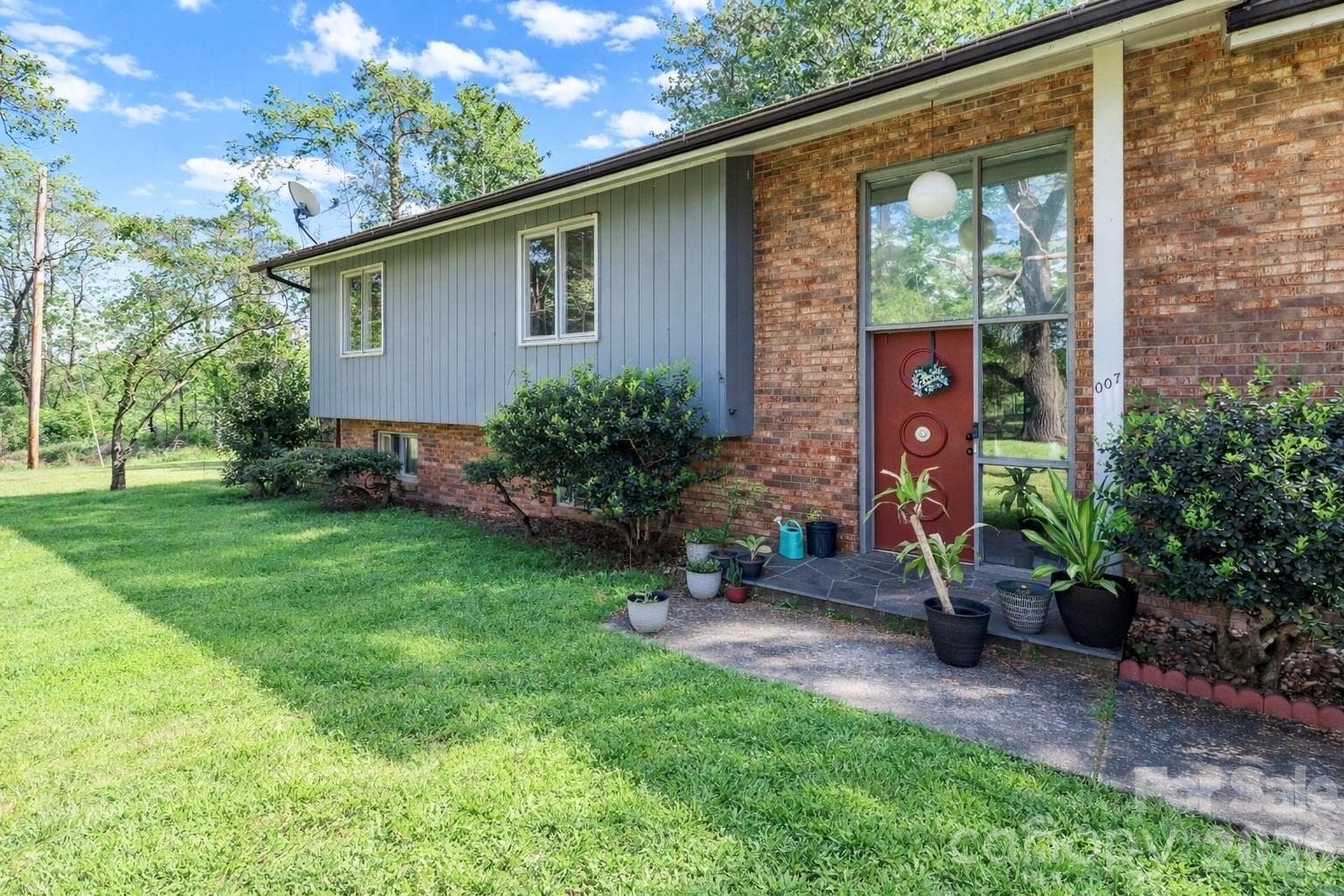 Single Family Residence at Statesville, photo 2 of 42