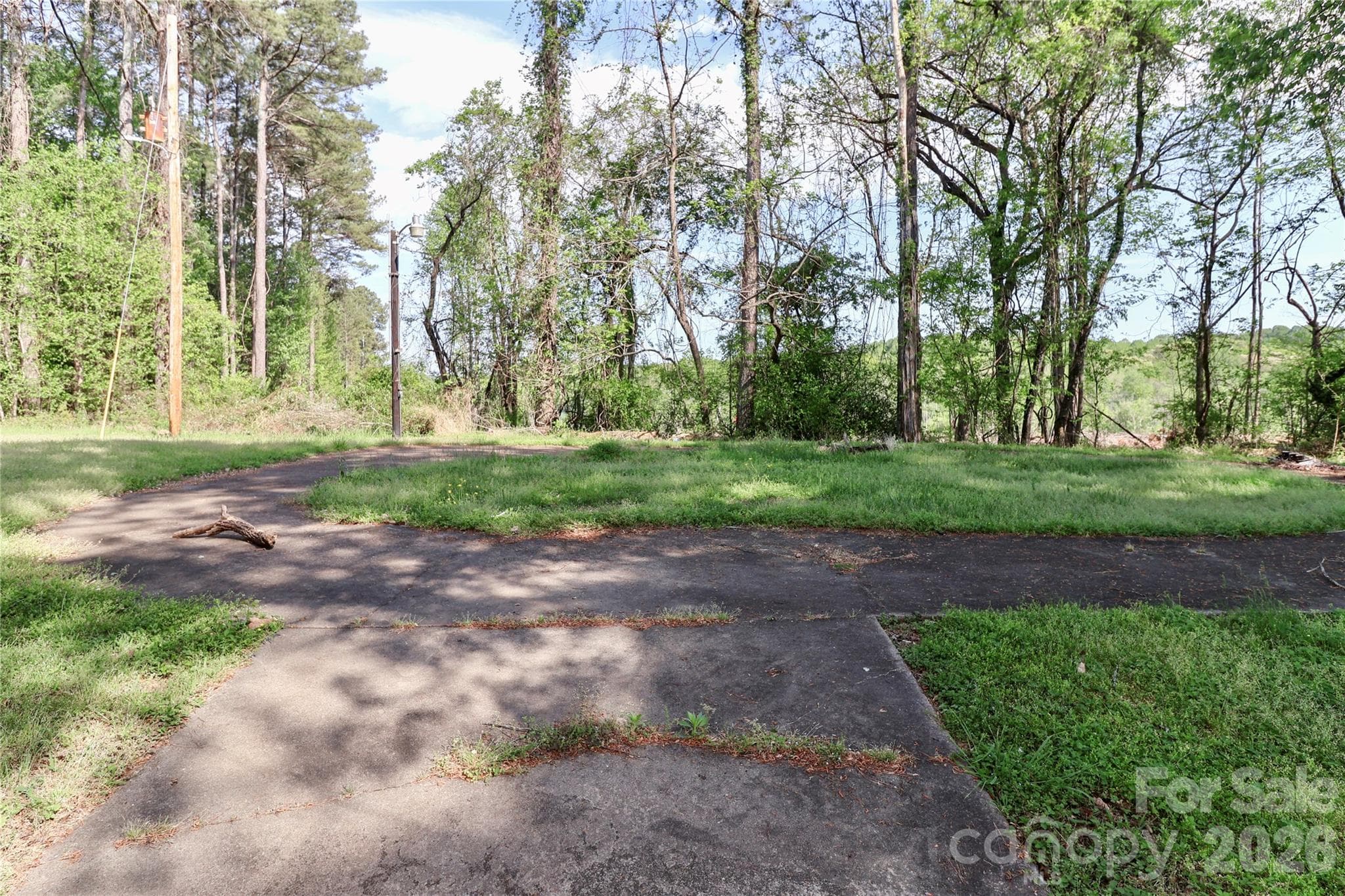 Single Family Residence at Statesville, photo 25 of 42