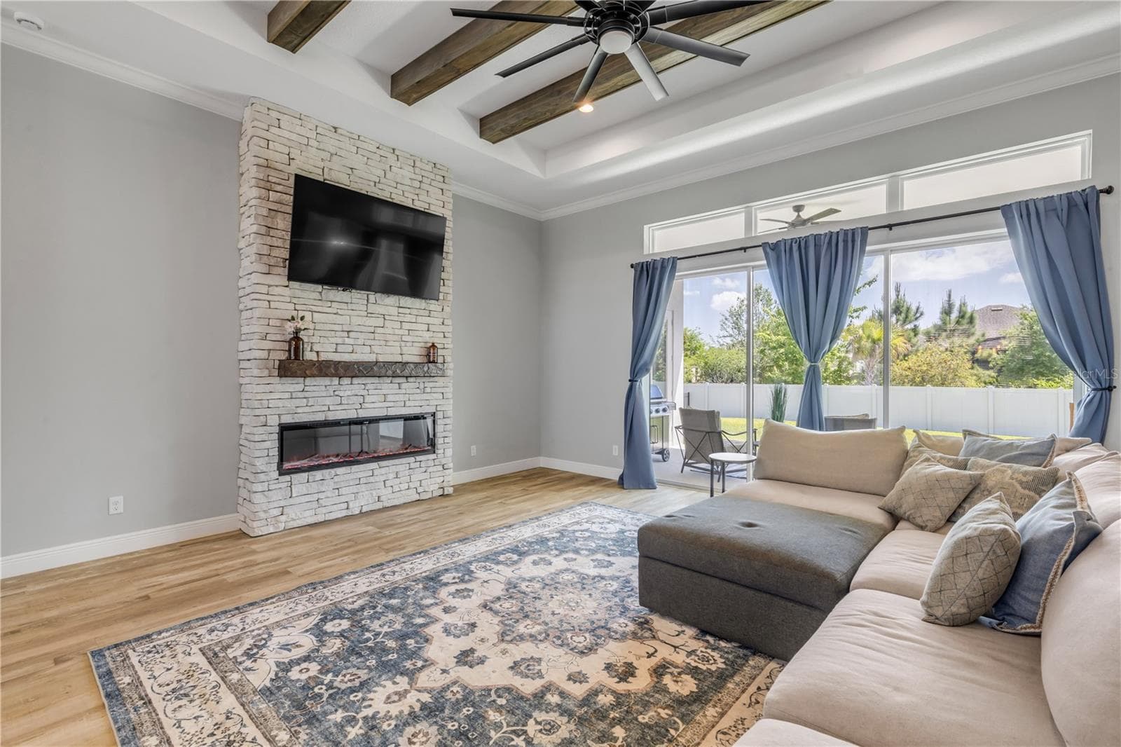 Single Family Residence at 3055 ISOLA BELLA BLVD, MOUNT DORA, photo 12 of 87