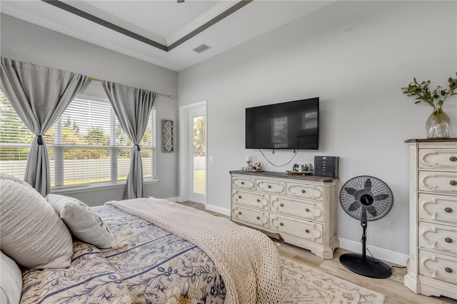 Single Family Residence at 3055 ISOLA BELLA BLVD, MOUNT DORA, photo 46 of 87