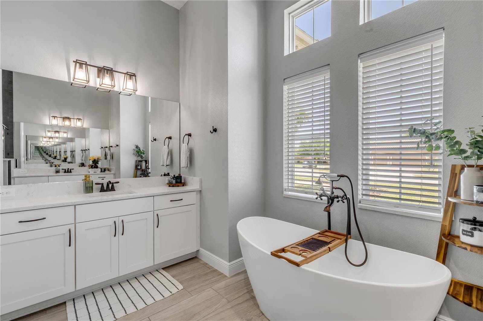 Single Family Residence at 3055 ISOLA BELLA BLVD, MOUNT DORA, photo 50 of 87