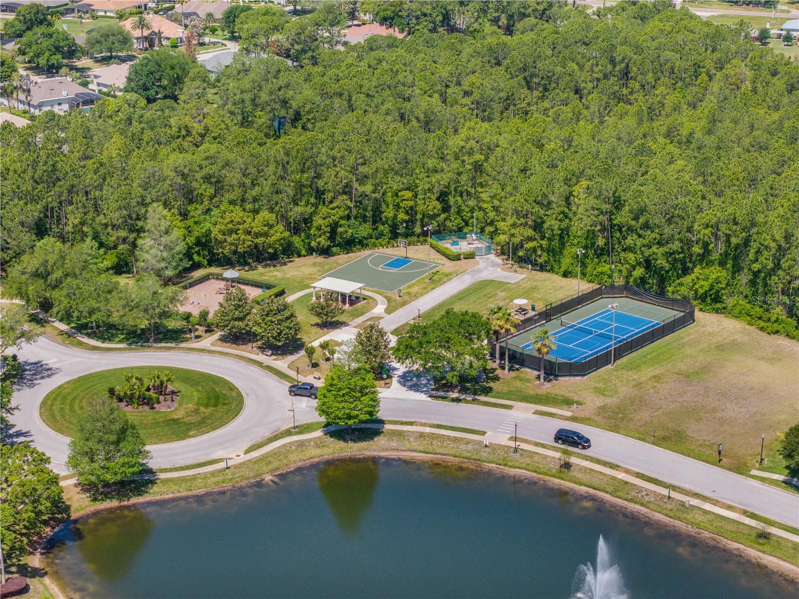 Single Family Residence at 3055 ISOLA BELLA BLVD, MOUNT DORA, photo 64 of 87