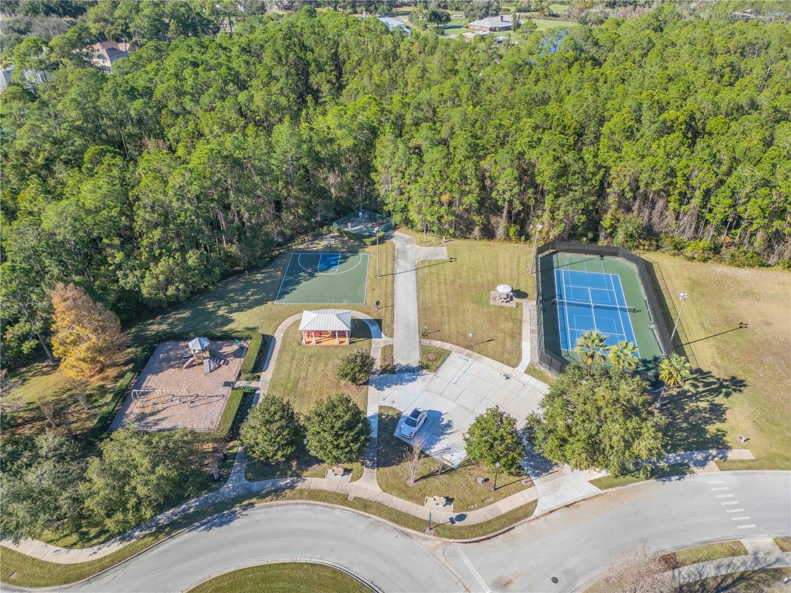 Single Family Residence at 3055 ISOLA BELLA BLVD, MOUNT DORA, photo 78 of 87