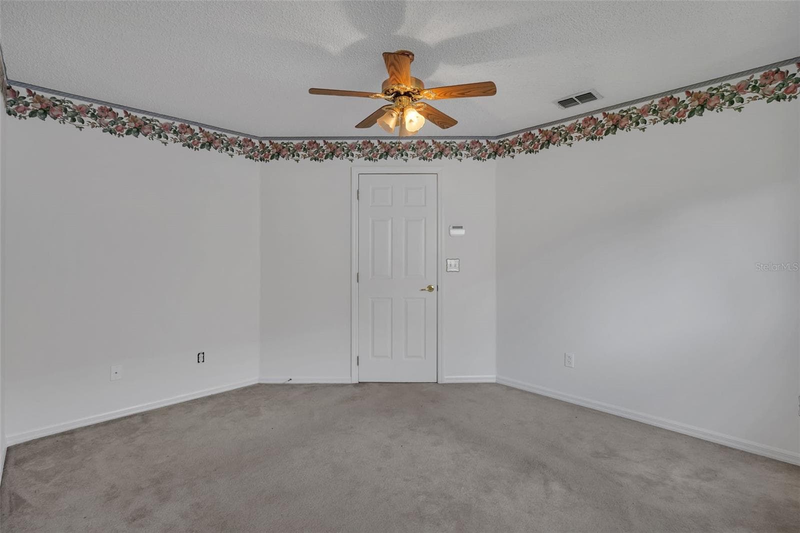 Single Family Residence at 3871 EVERSHOLT ST, CLERMONT, photo 13 of 57