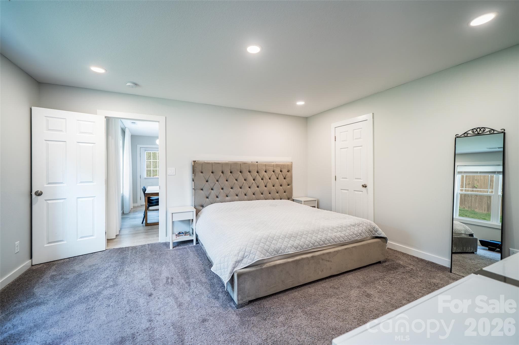 Single Family Residence at 16 DanielBrooke Drive, Asheville, photo 11 of 27