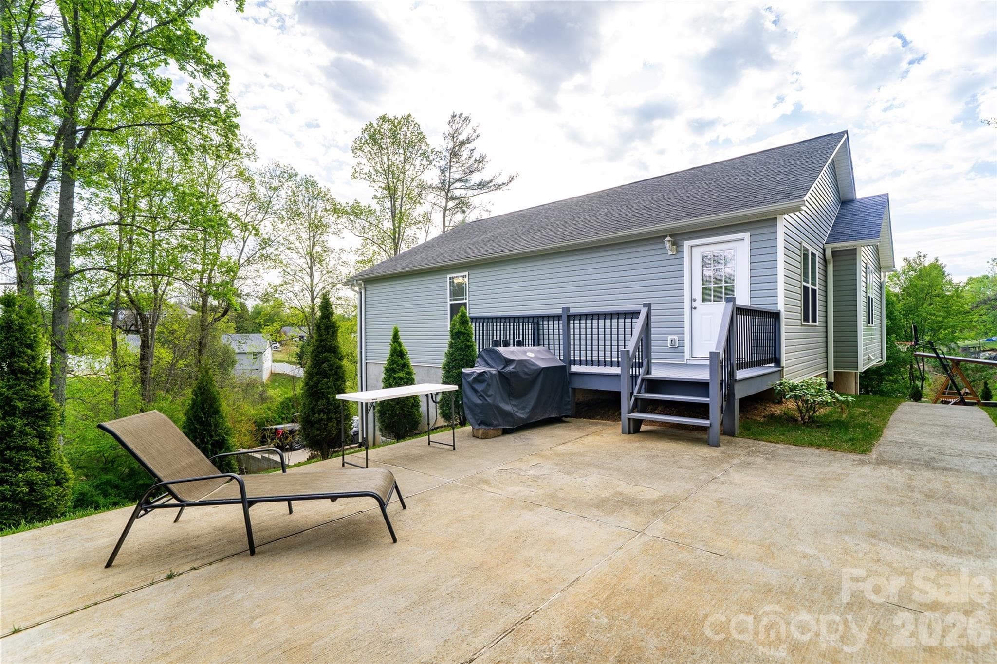 Single Family Residence at 16 DanielBrooke Drive, Asheville, photo 21 of 27