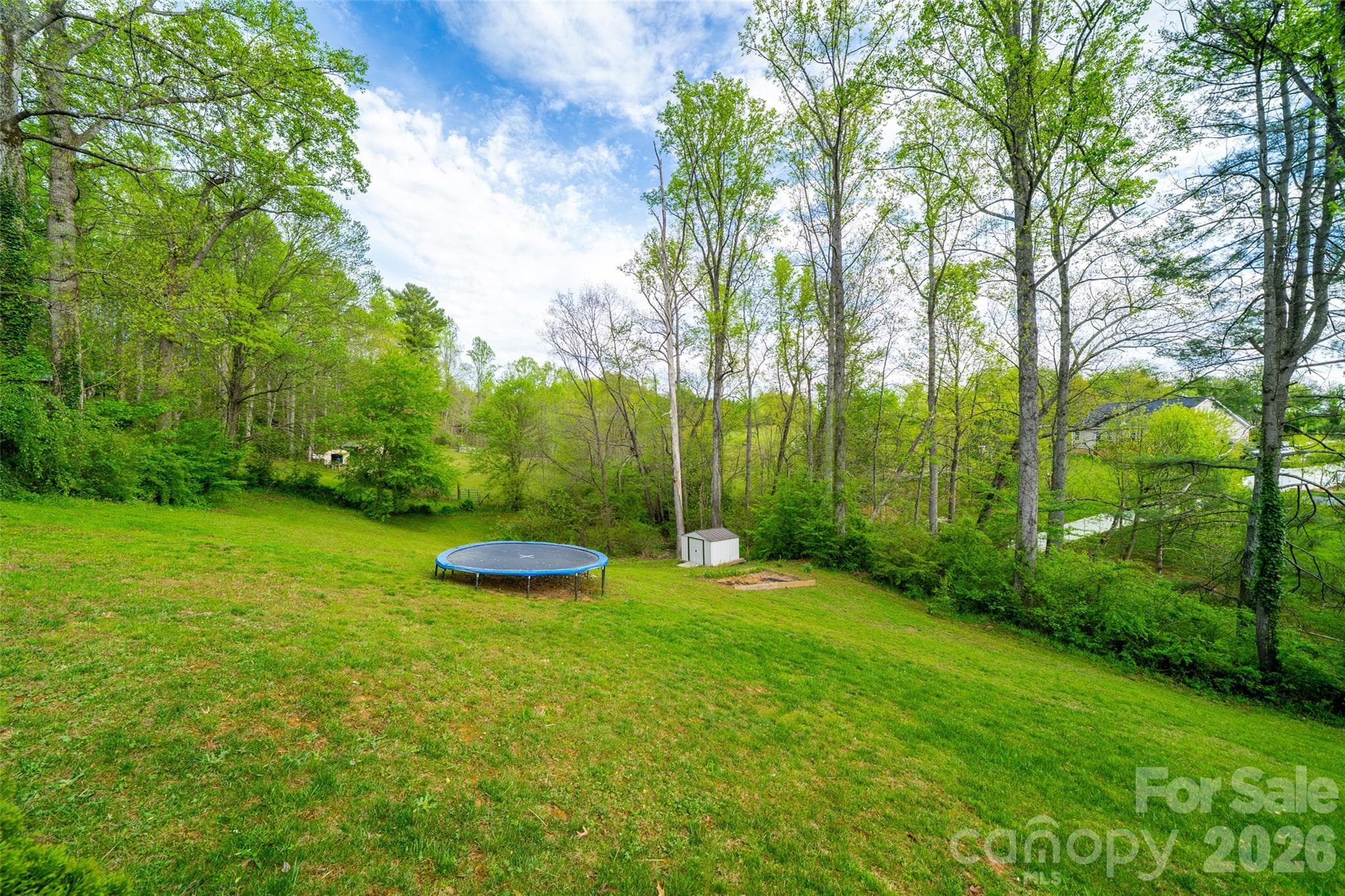 Single Family Residence at 16 DanielBrooke Drive, Asheville, photo 23 of 27