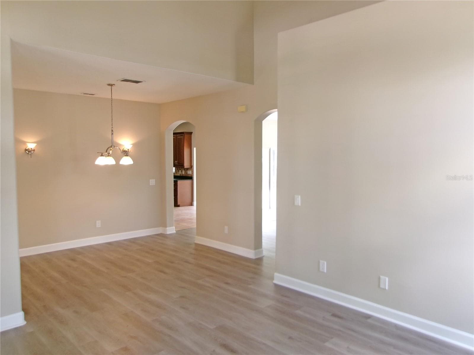 Living and dining Room - 11314 OYSTER BAY CIR, NEW PORT RICHEY