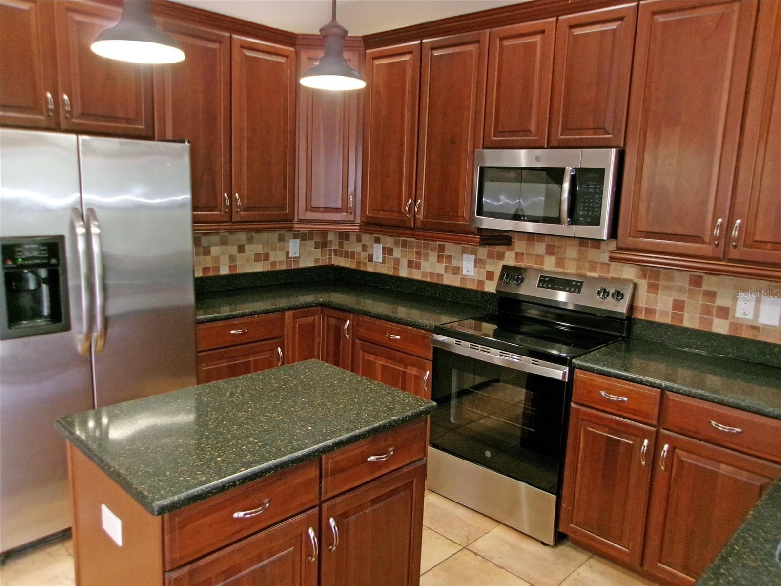 Kitchen - 11314 OYSTER BAY CIR, NEW PORT RICHEY