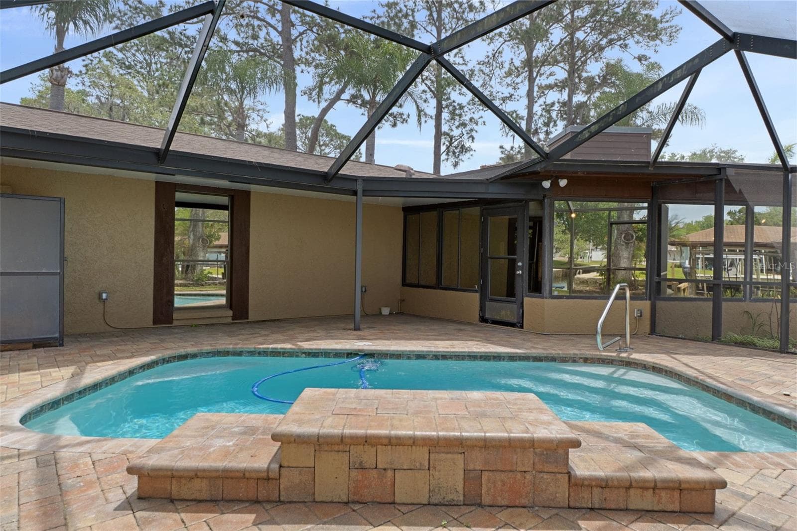 Pool - 239 SE PARADISE POINT RD, CRYSTAL RIVER