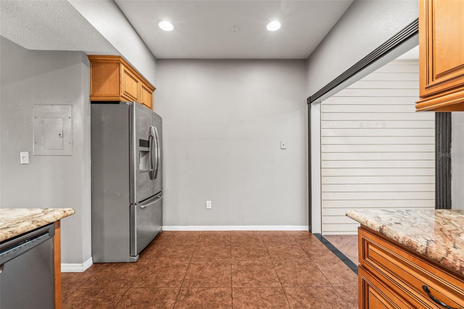 Townhouse at 312 WINCHESTER WAY, PALM HARBOR, photo 11 of 66