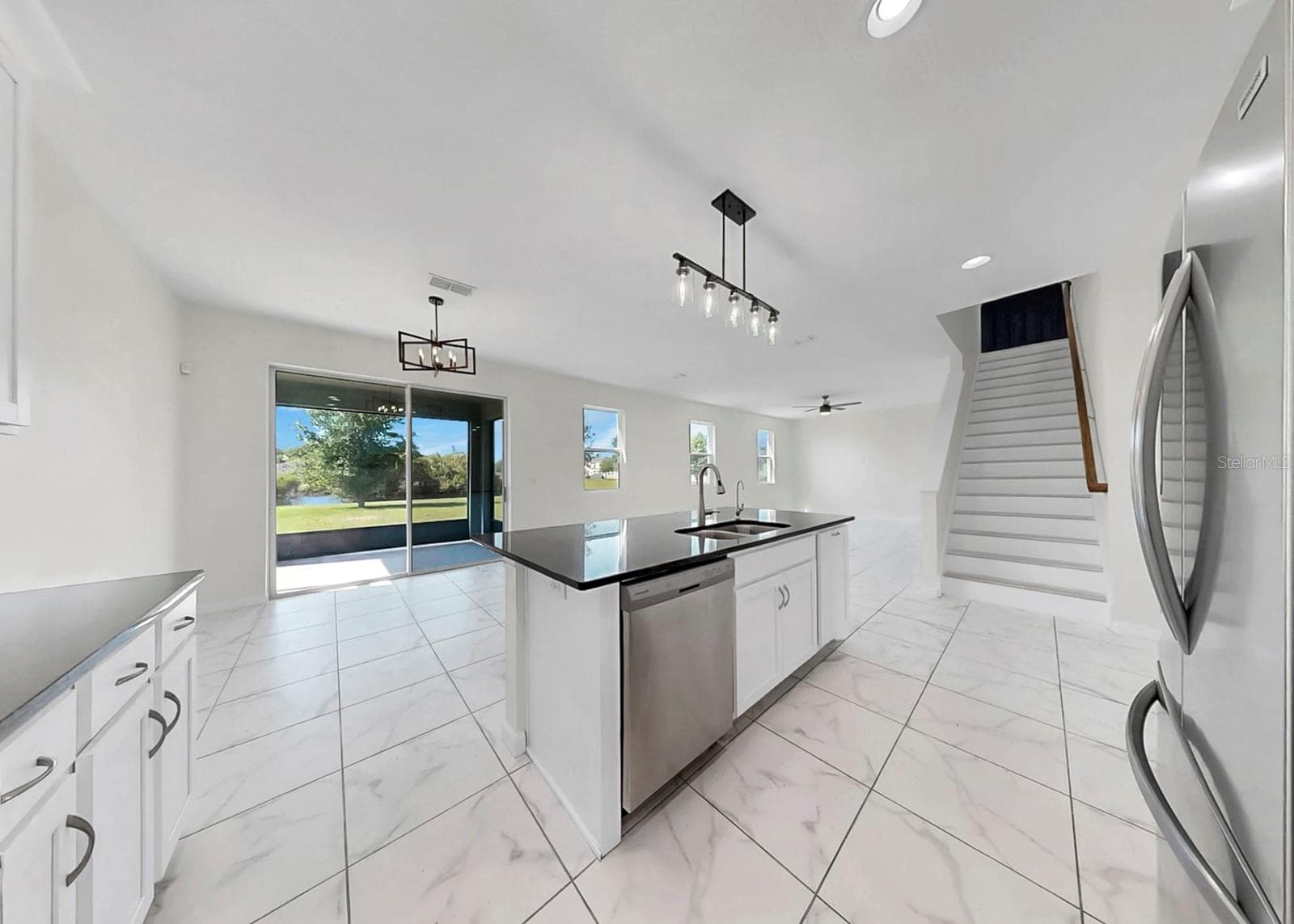 Single Family Residence at 12317 BAY ESTUARY BND, RIVERVIEW, photo 15 of 93