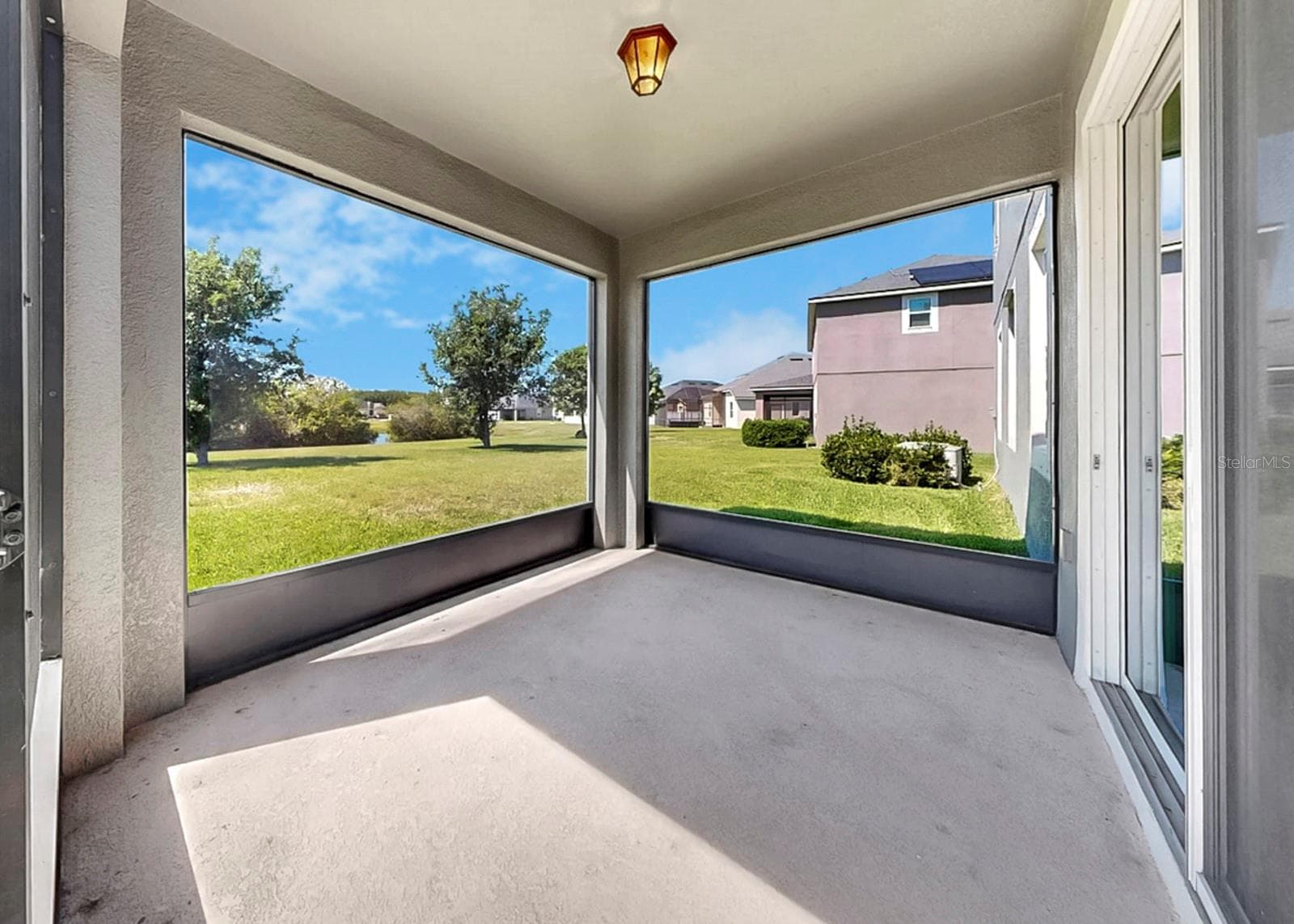 Single Family Residence at 12317 BAY ESTUARY BND, RIVERVIEW, photo 54 of 93