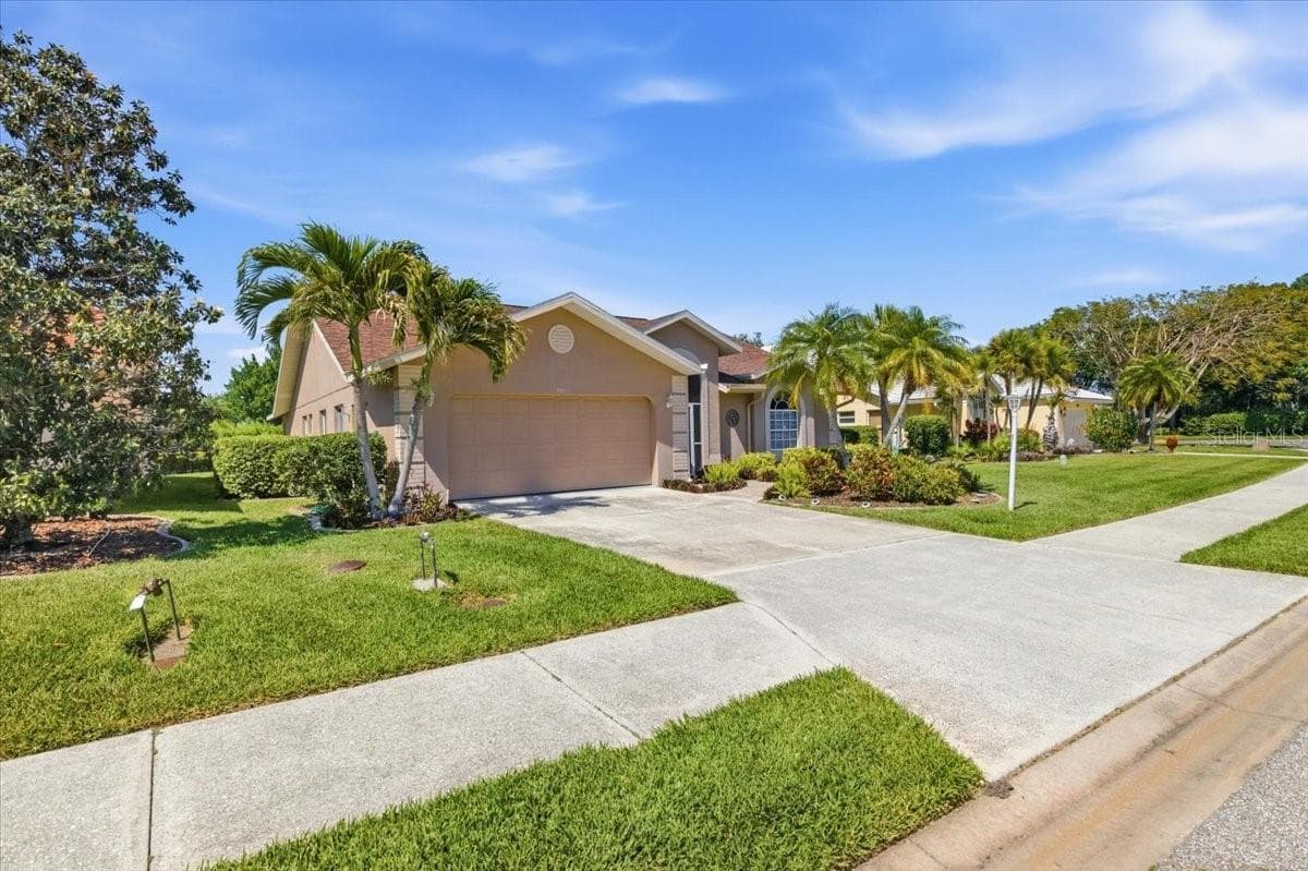 View Eastward - 7015 PLEASANT HILL RD, BRADENTON