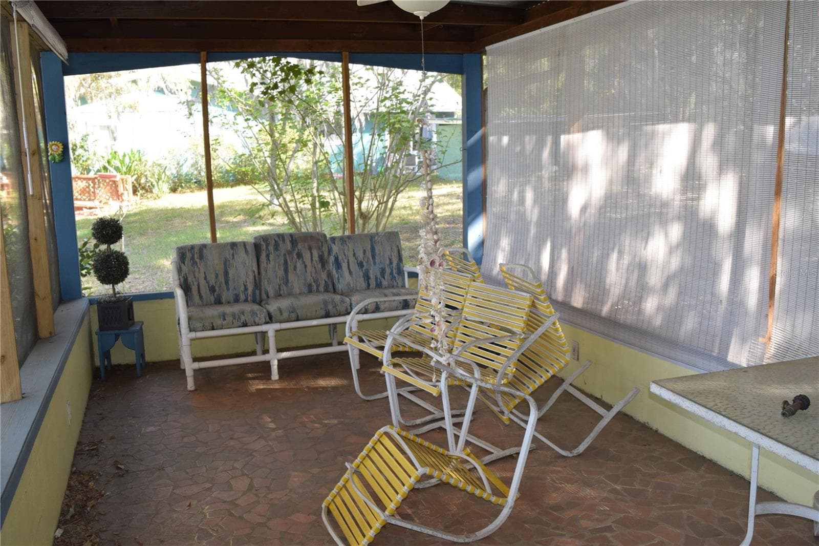 Screen porch - 121 AWEEMA WAY, MELROSE