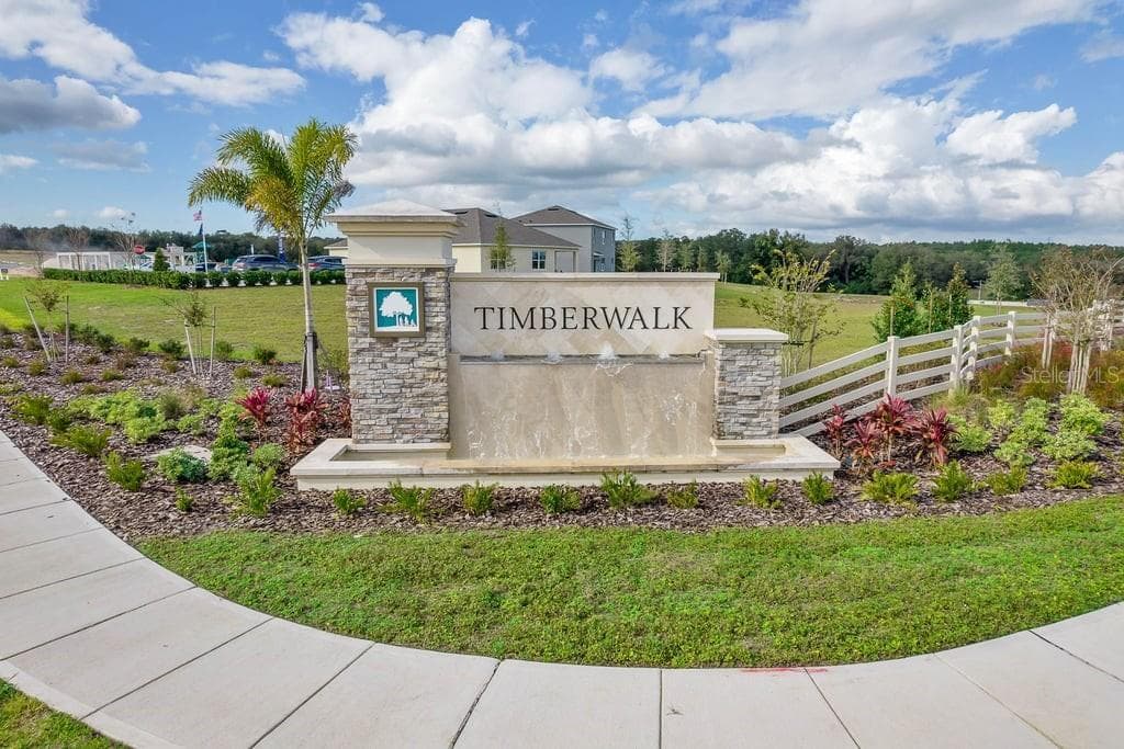 Single Family Residence at 5235 MAHOGANY DR, MOUNT DORA, photo 7 of 61