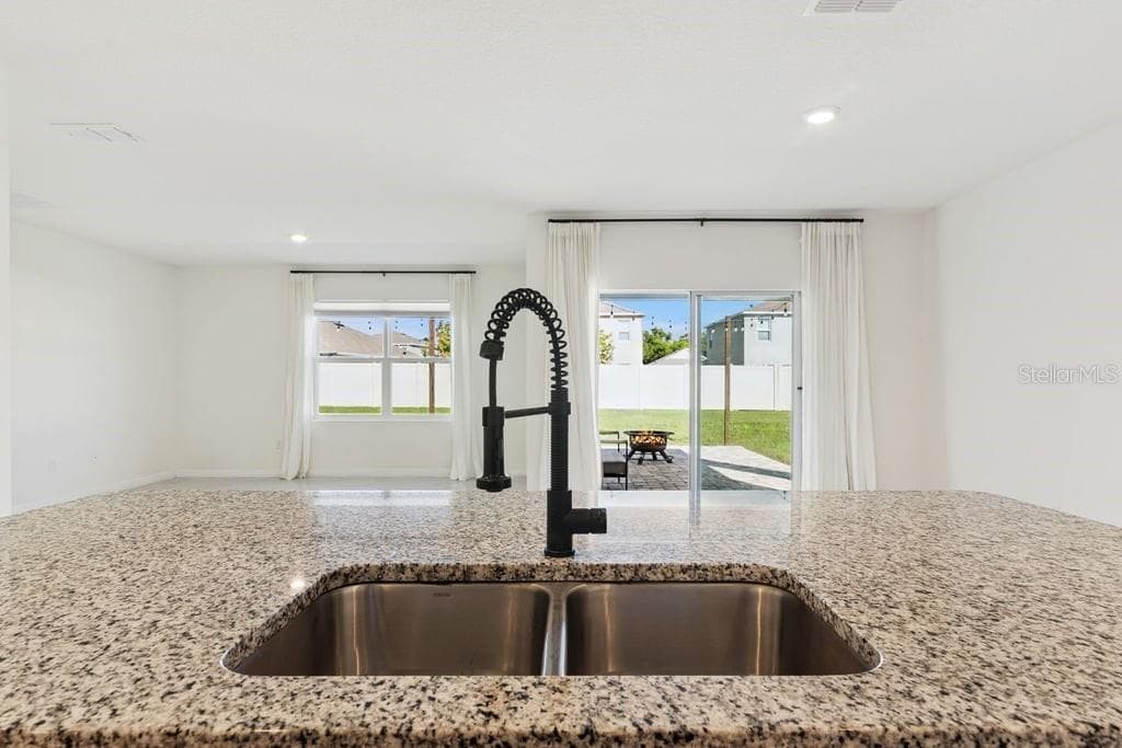 Single Family Residence at 5235 MAHOGANY DR, MOUNT DORA, photo 15 of 61