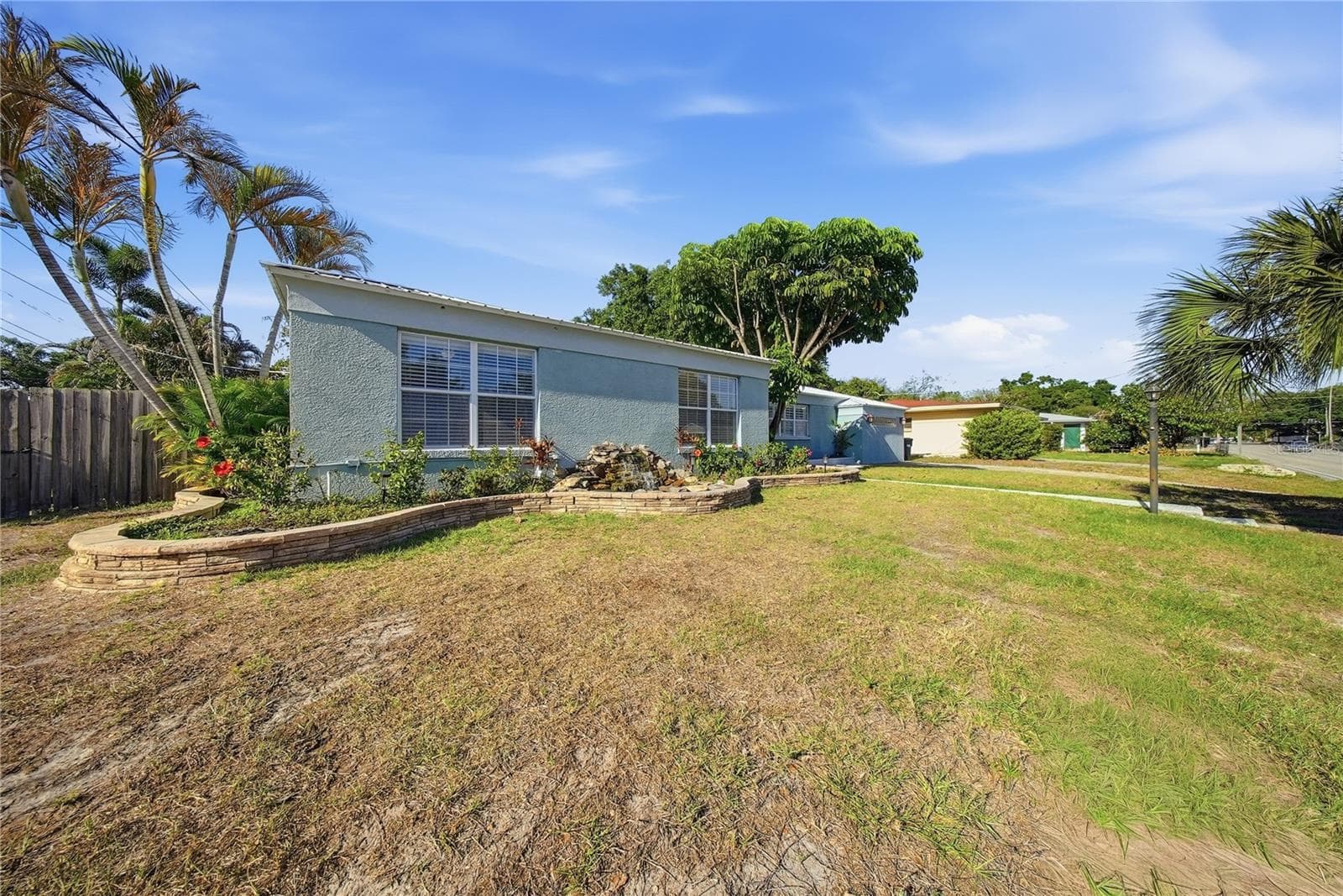 Single Family Residence at 3921 W BAY TO BAY BLVD, TAMPA, photo 5 of 56