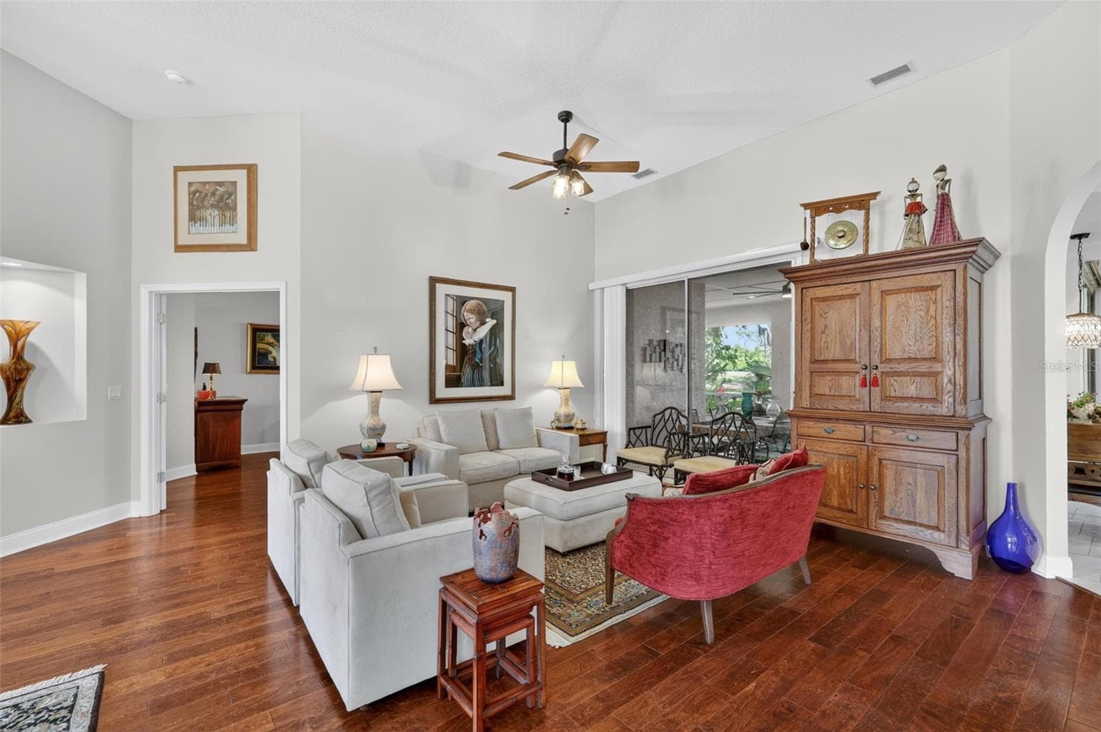 Single Family Residence at 1760 EDGEWATER DR, MOUNT DORA, photo 11 of 55