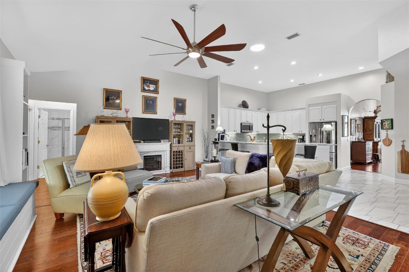 Single Family Residence at 1760 EDGEWATER DR, MOUNT DORA, photo 19 of 55