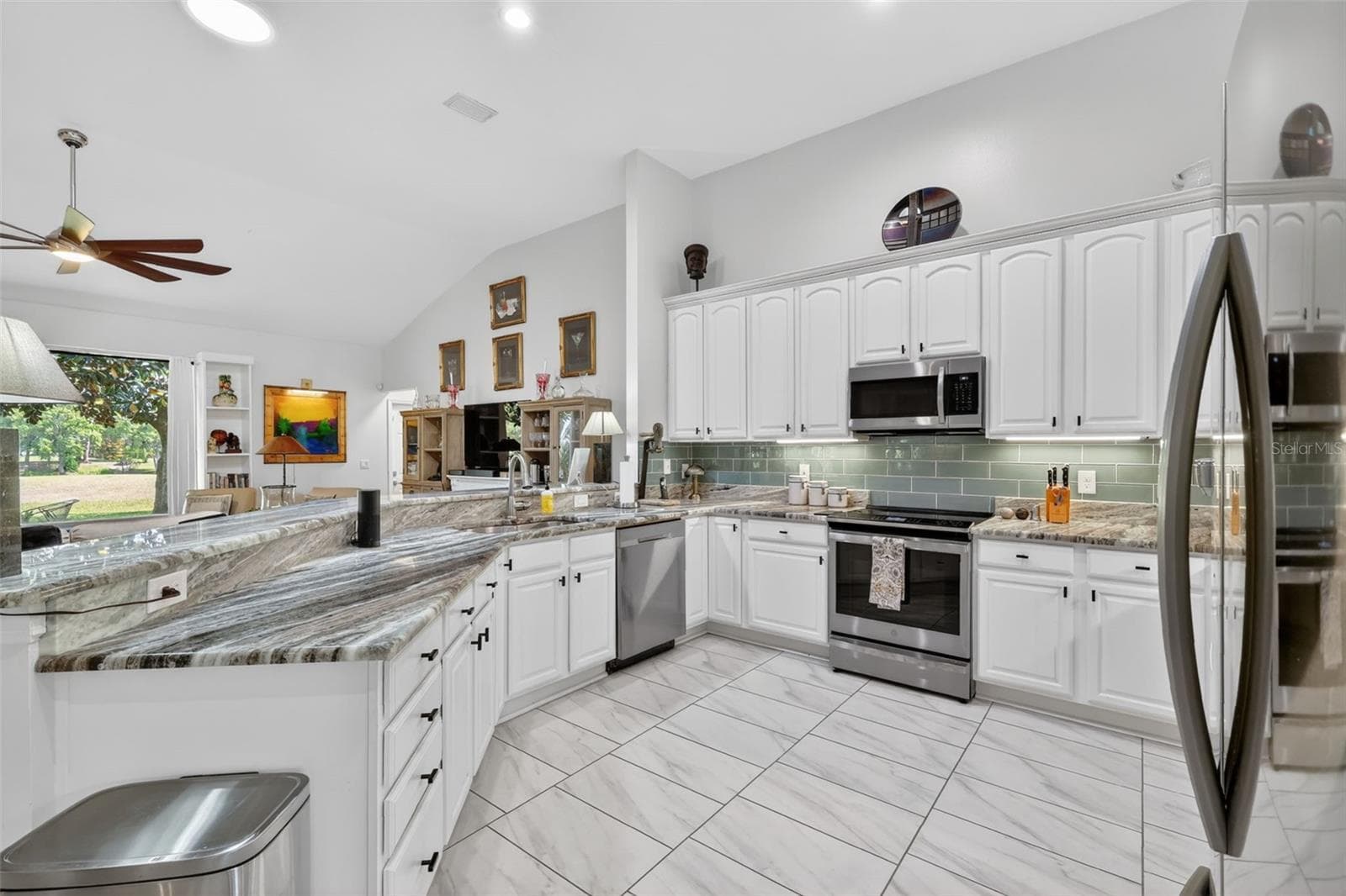 Single Family Residence at 1760 EDGEWATER DR, MOUNT DORA, photo 24 of 55