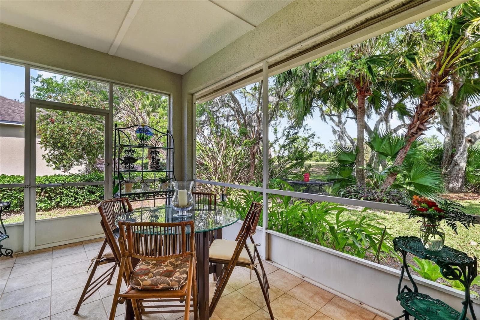 Single Family Residence at 1760 EDGEWATER DR, MOUNT DORA, photo 46 of 55