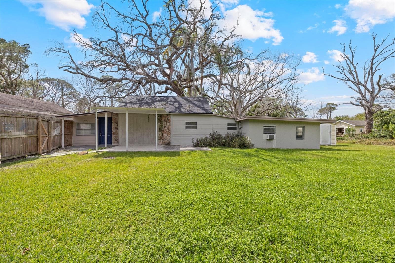 Front Exterior 5045 - 5045 GREEN KEY RD, NEW PORT RICHEY