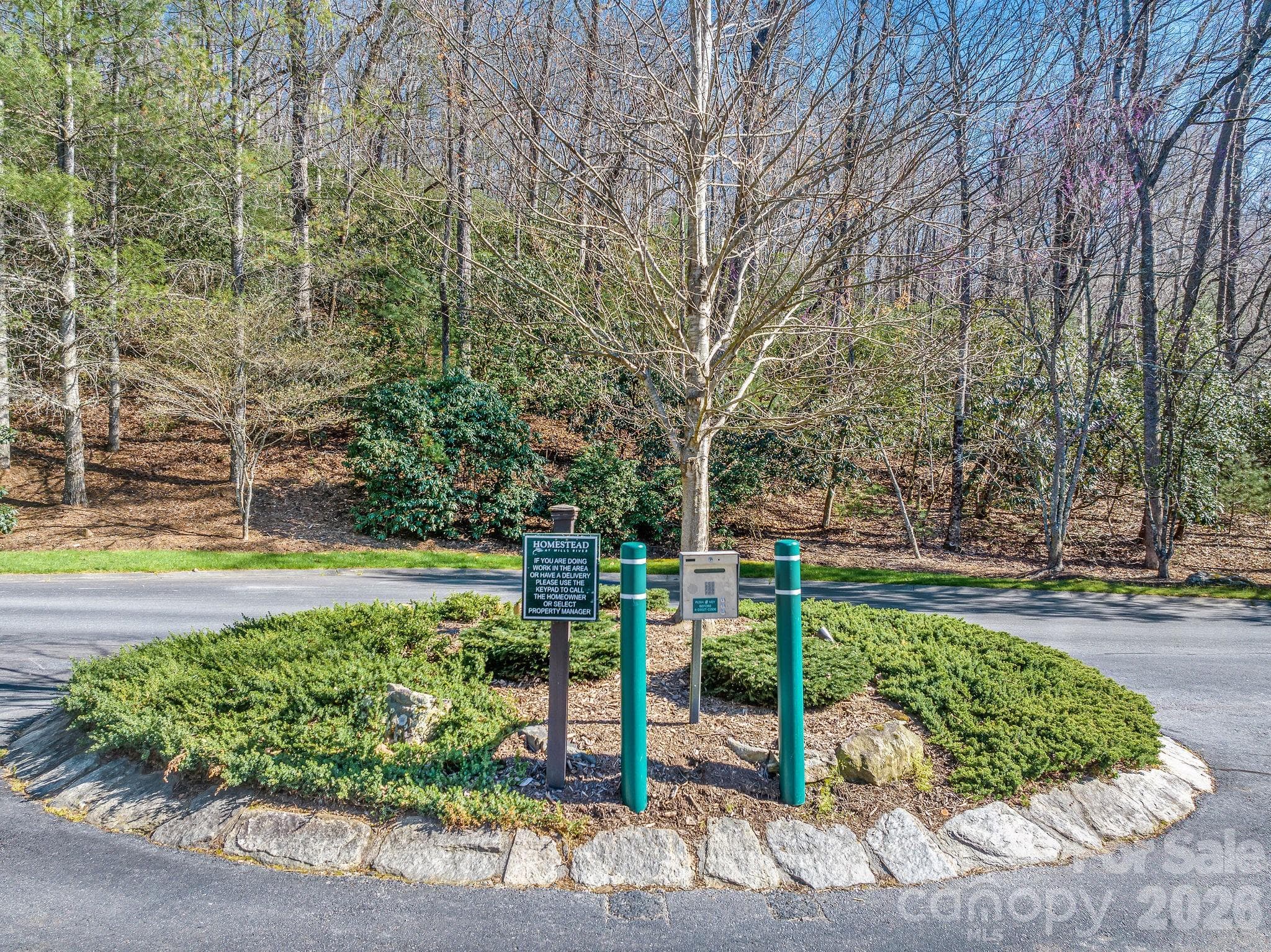 Lot at Horse Shoe, photo 11 of 12