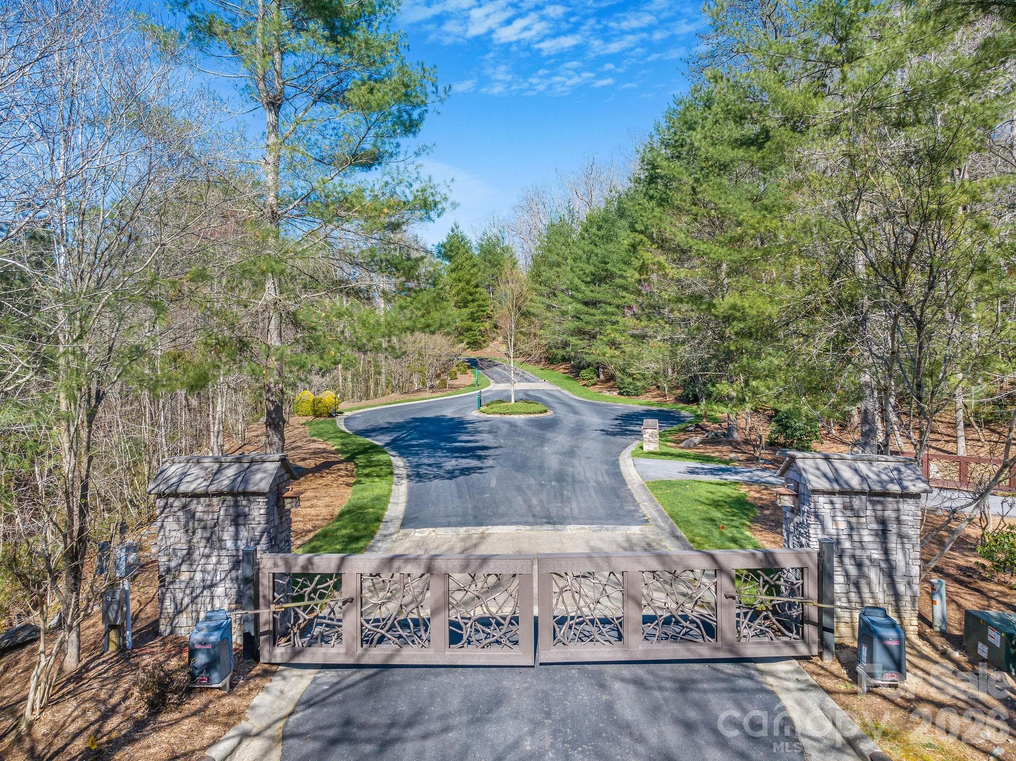 Lot at Horse Shoe, photo 6 of 11