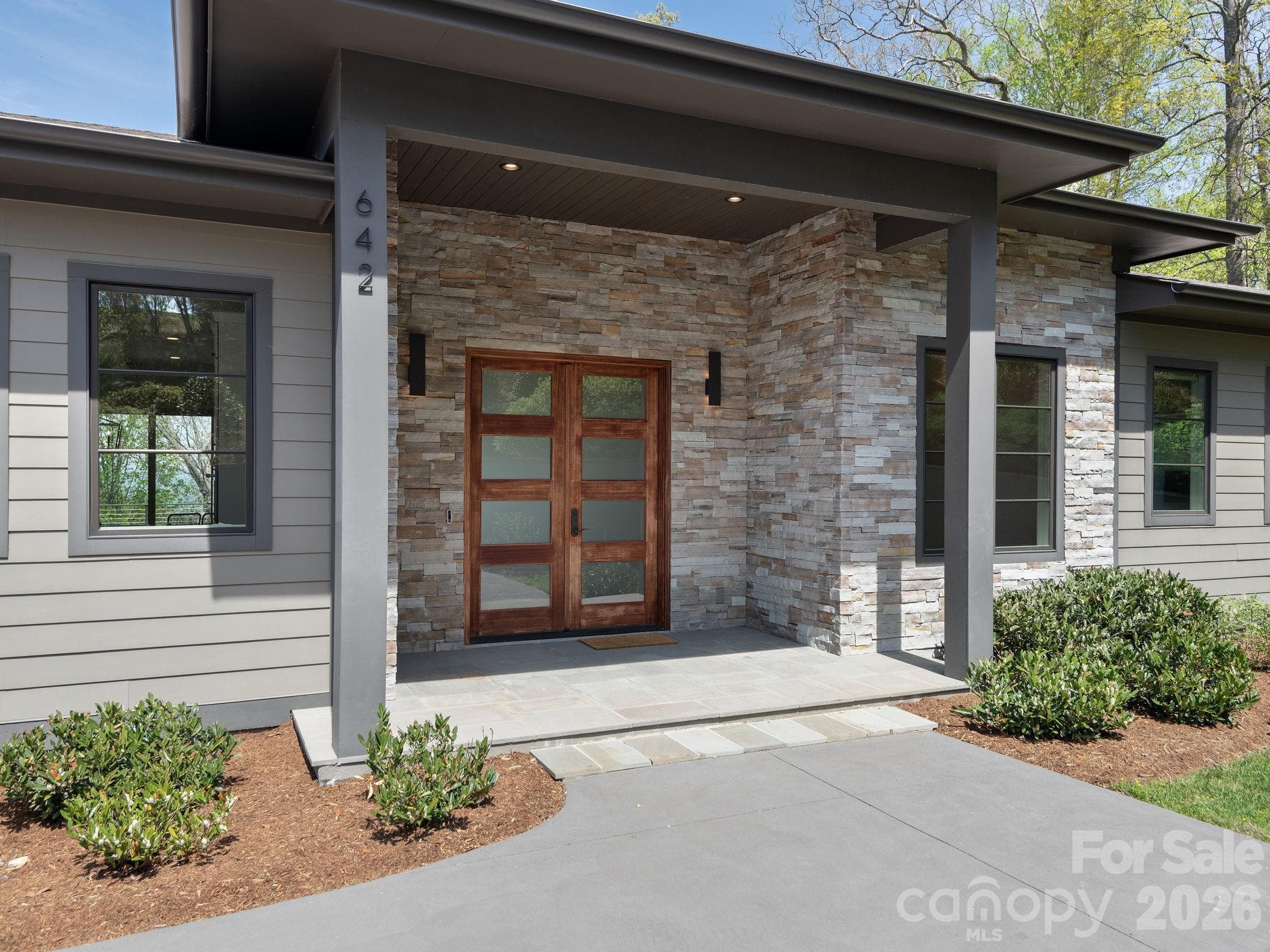Single Family Residence at 642 Altamont View, Asheville, photo 4 of 48