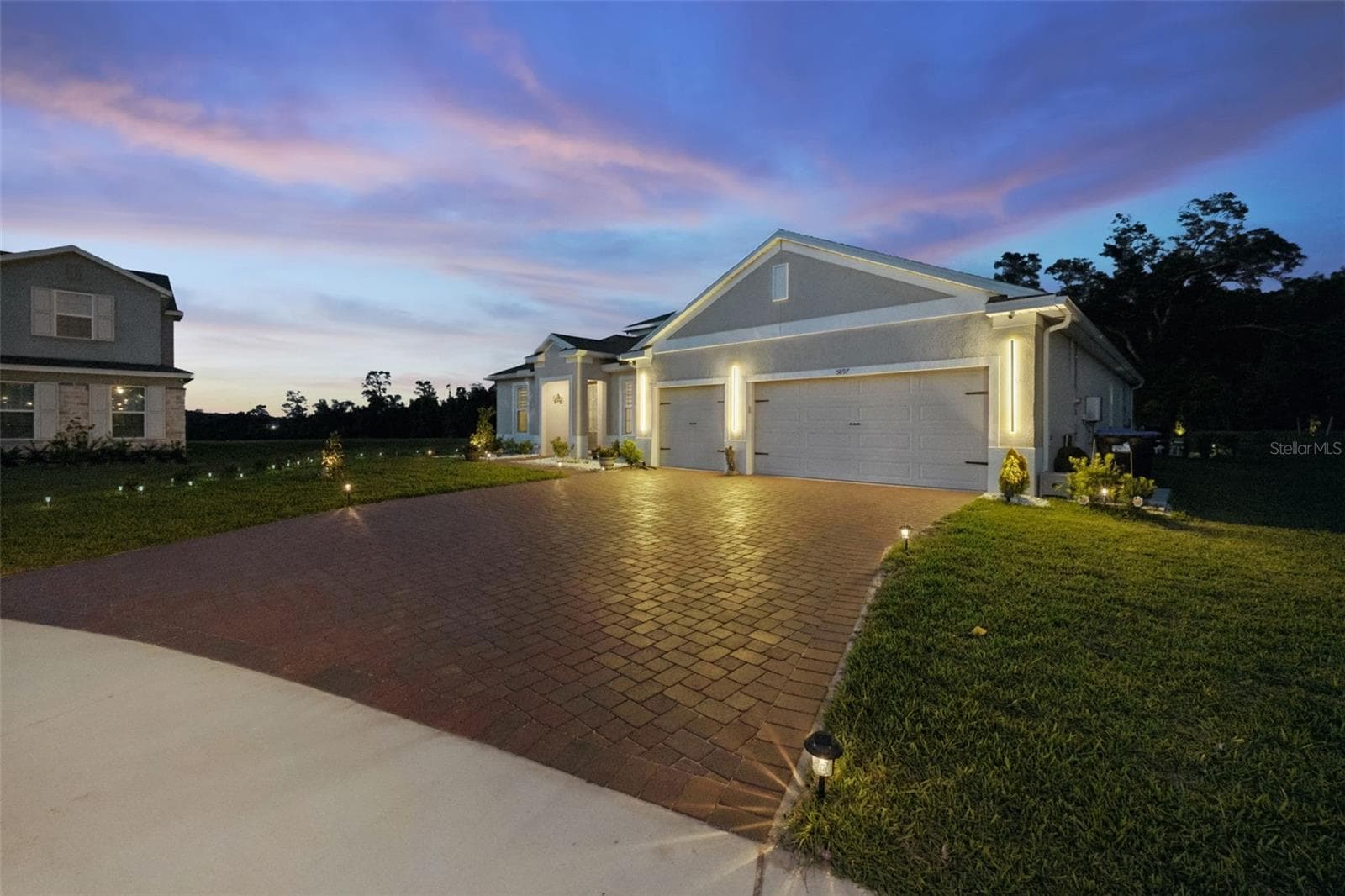 Single Family Residence at 5897 SIERRA CROWN ST, MOUNT DORA, photo 7 of 77