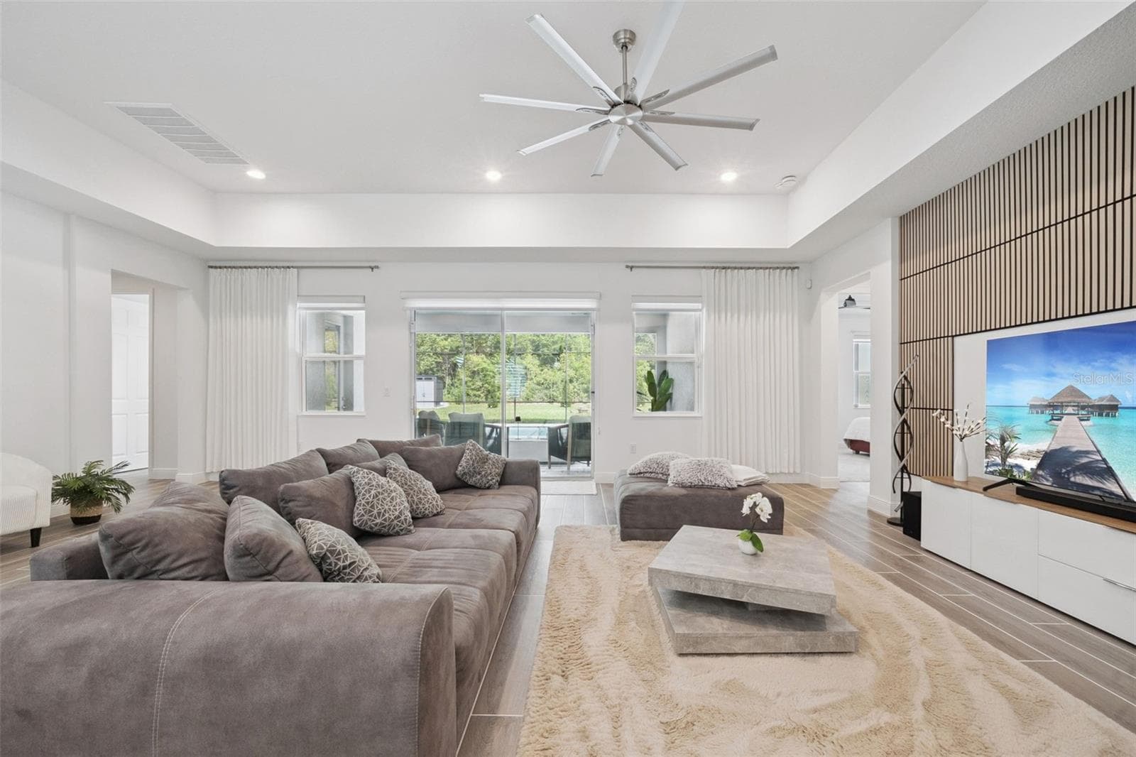 Tray ceilings - 5897 SIERRA CROWN ST, MOUNT DORA