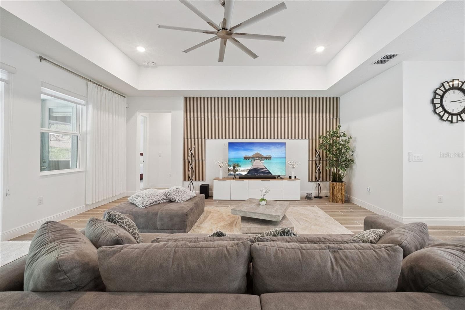 Single Family Residence at 5897 SIERRA CROWN ST, MOUNT DORA, photo 17 of 77