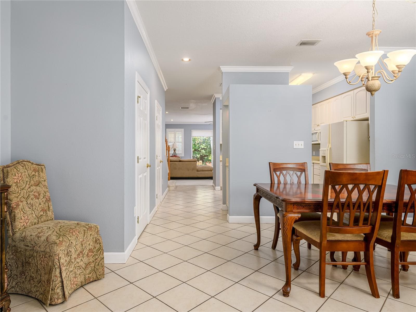Townhouse at 204 S LINCOLN AVE, TAMPA, photo 5 of 43